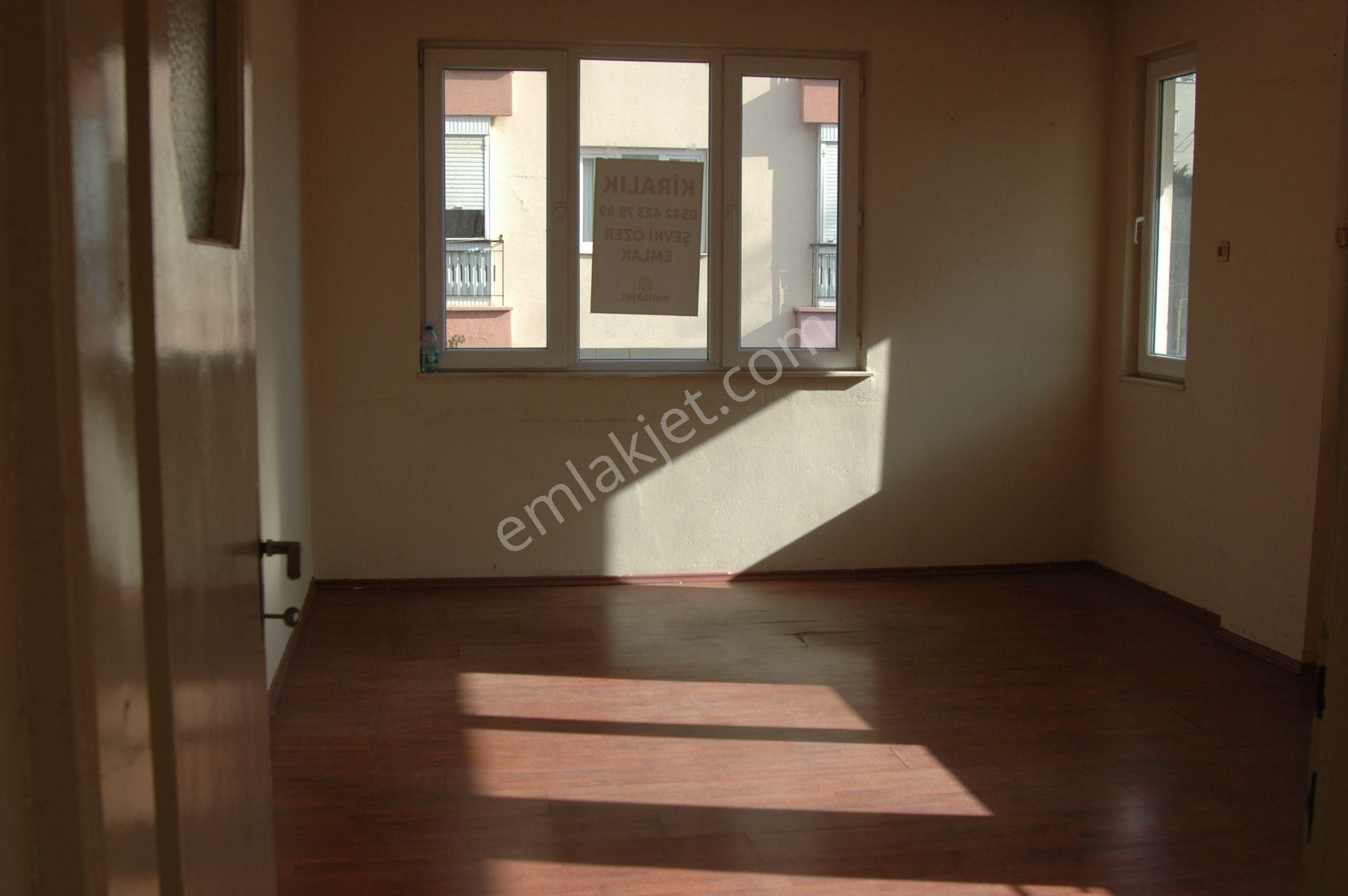 Antalya Muratpaşa Soguksu 1 Kat 3+1 125m2 23.000tl