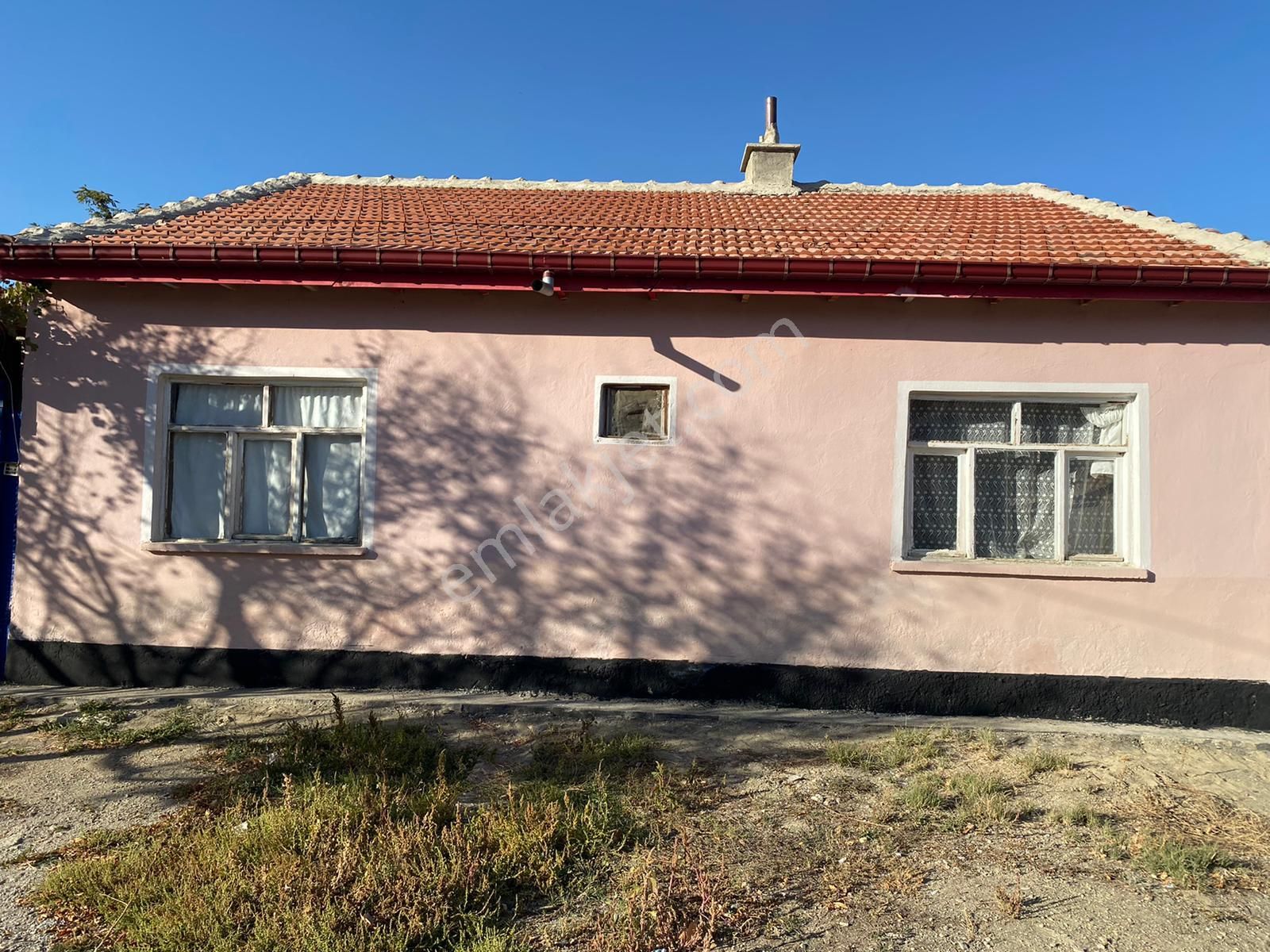 Nasreddin Emlaktan Karabulut Mahallesinde Satılık Müstakil Ev