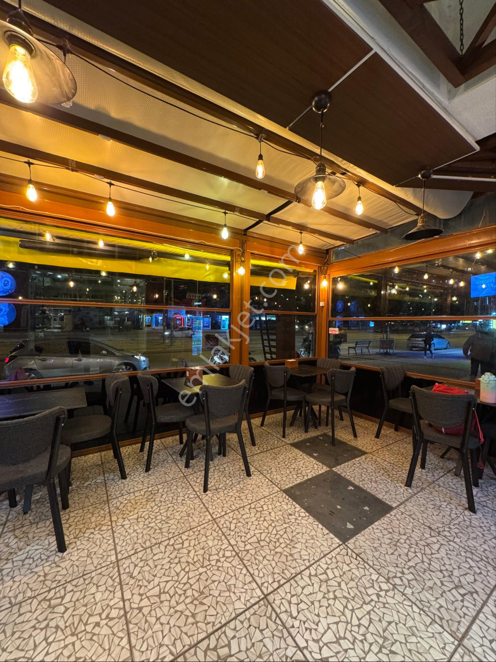 İşlek Cadde Önü - Görsel 3