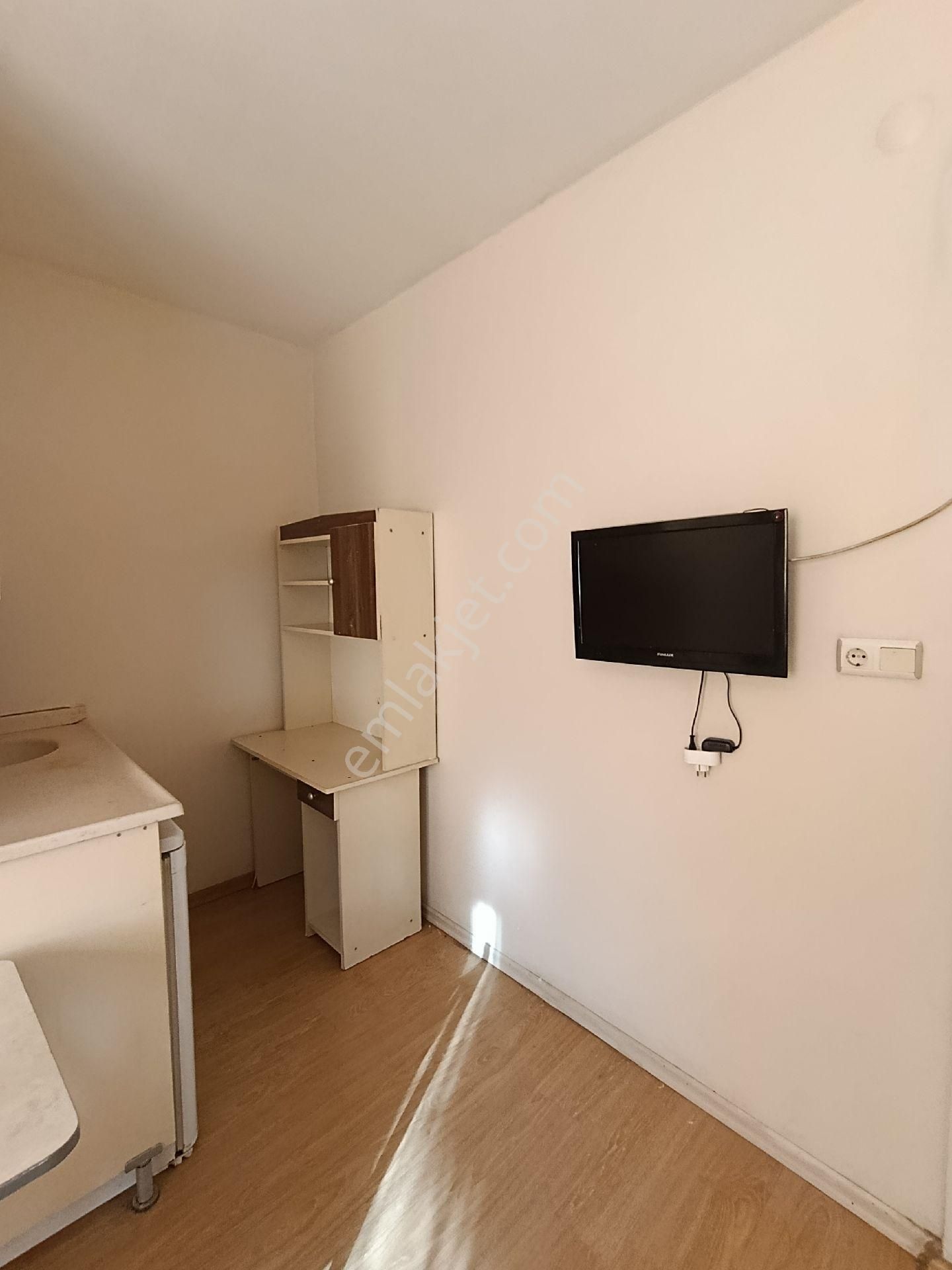 Duygu Cafe Arkası 1+0 Eşyalı Kiralik - Görsel 7