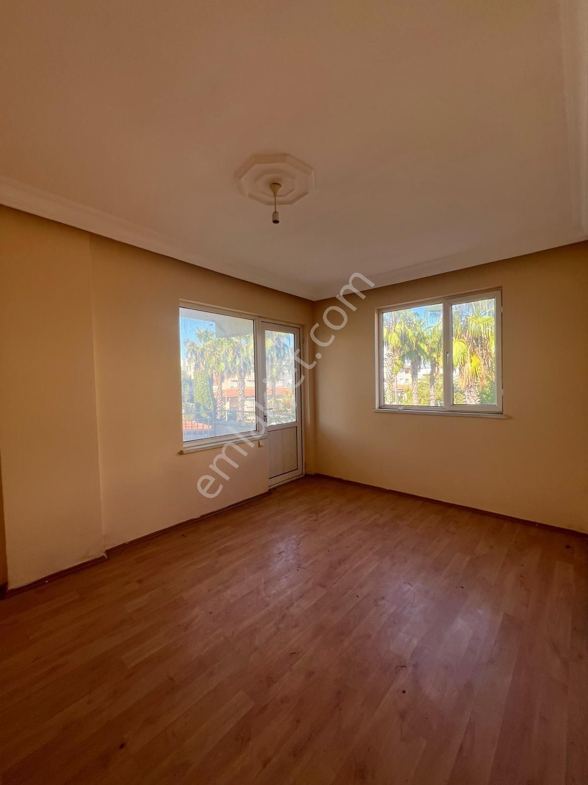 Aksu Da Havuzlu Site İçinde Satılık Villa - Görsel 4