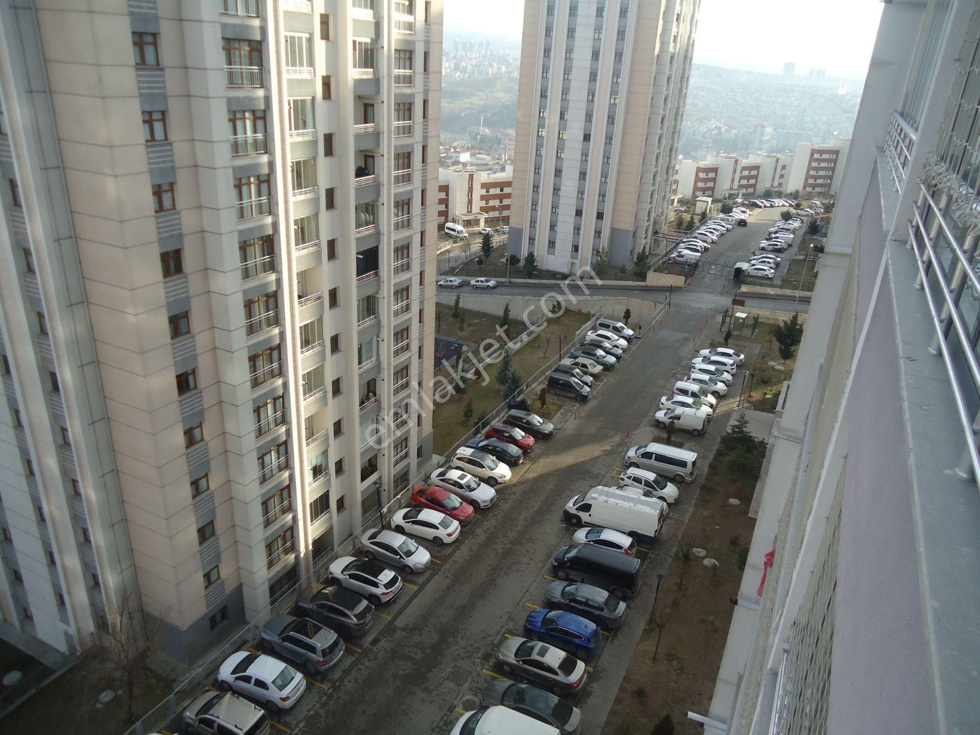 Krc'den Merkezi Konumda Manzaralı Katta Satılık 4+1 Daire - Görsel 30