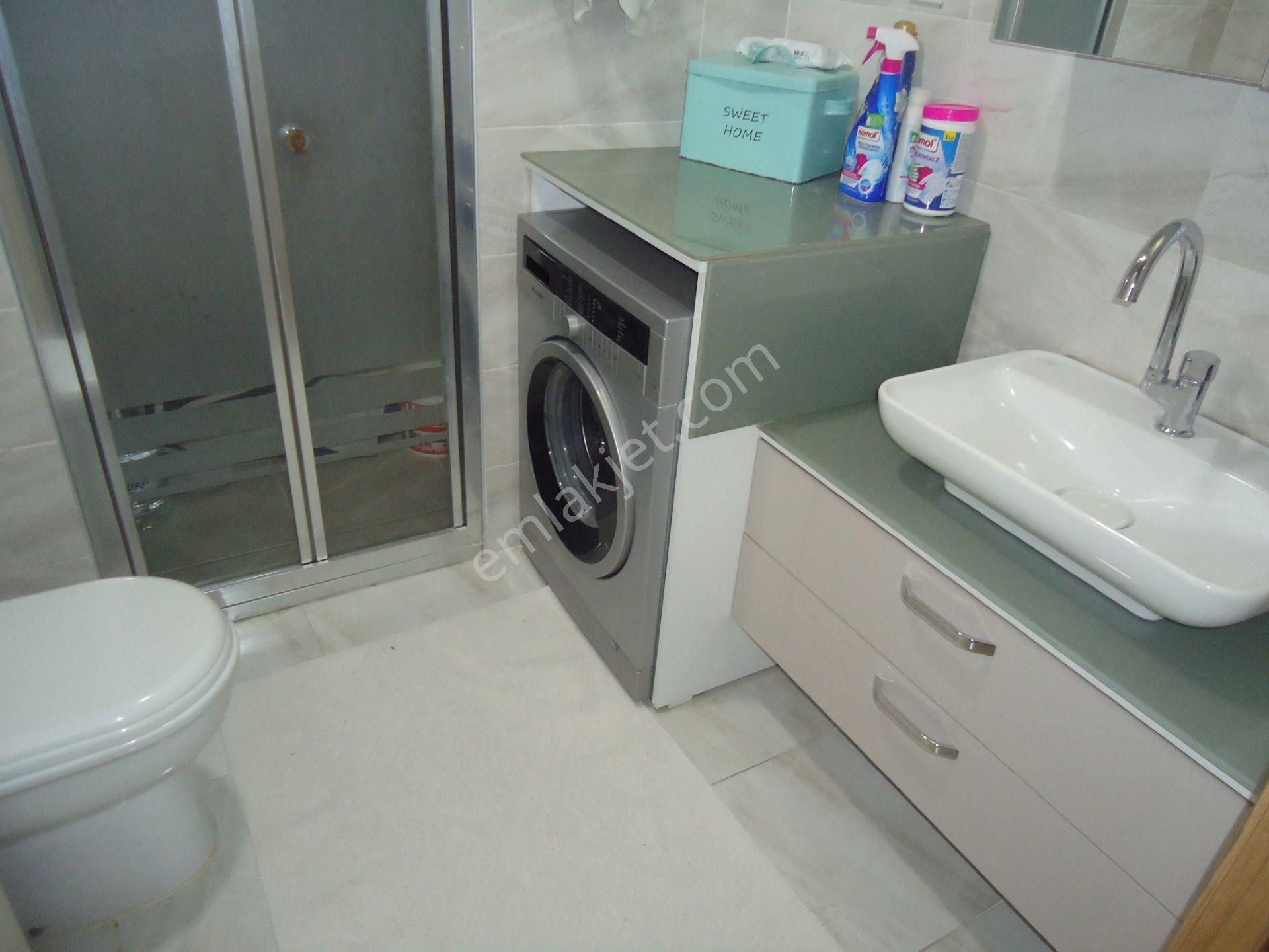 Krc'den Merkezi Konumda Manzaralı Katta Satılık 4+1 Daire - Görsel 23