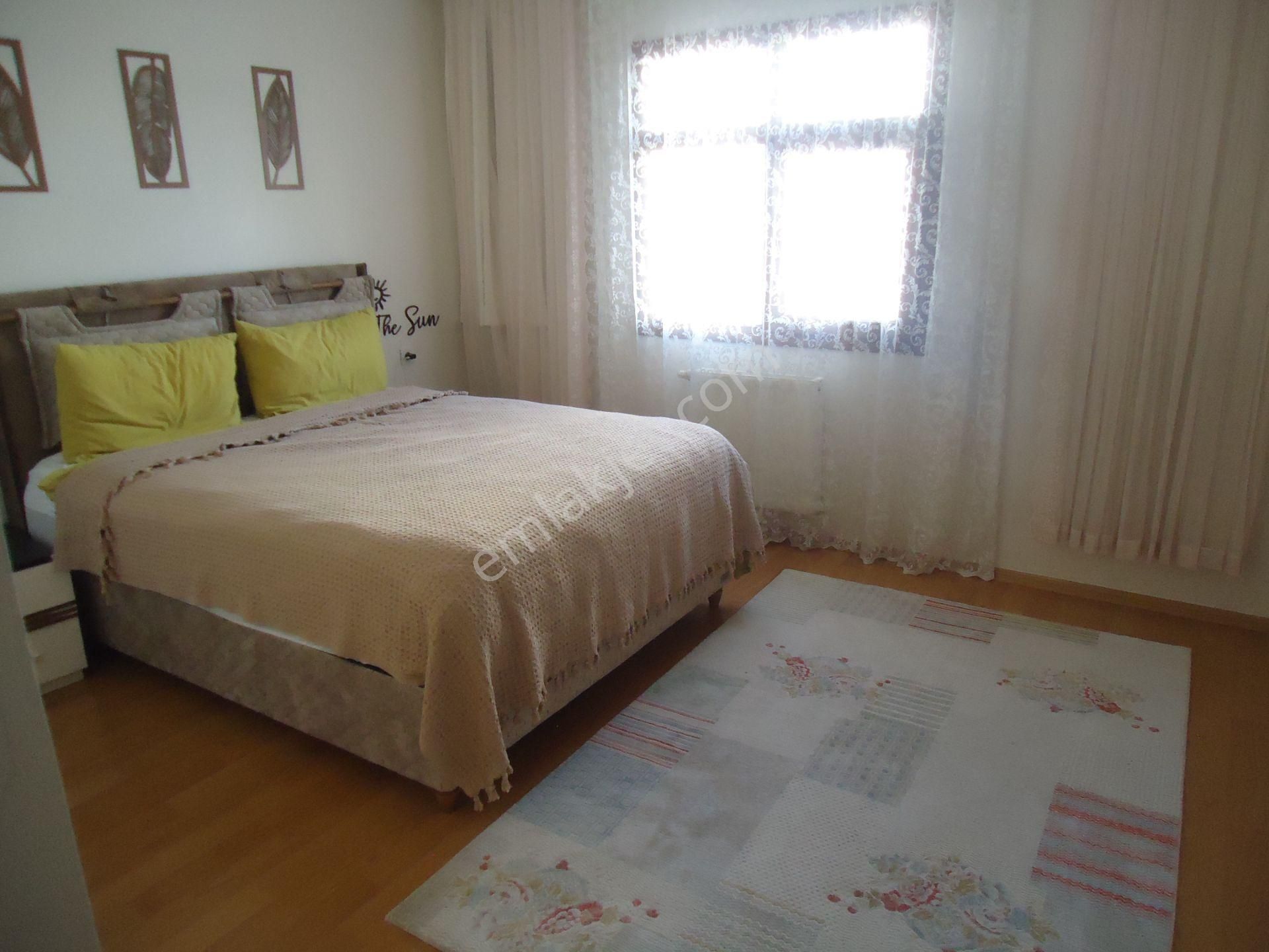 Krc'den Merkezi Konumda Manzaralı Katta Satılık 4+1 Daire - Görsel 18