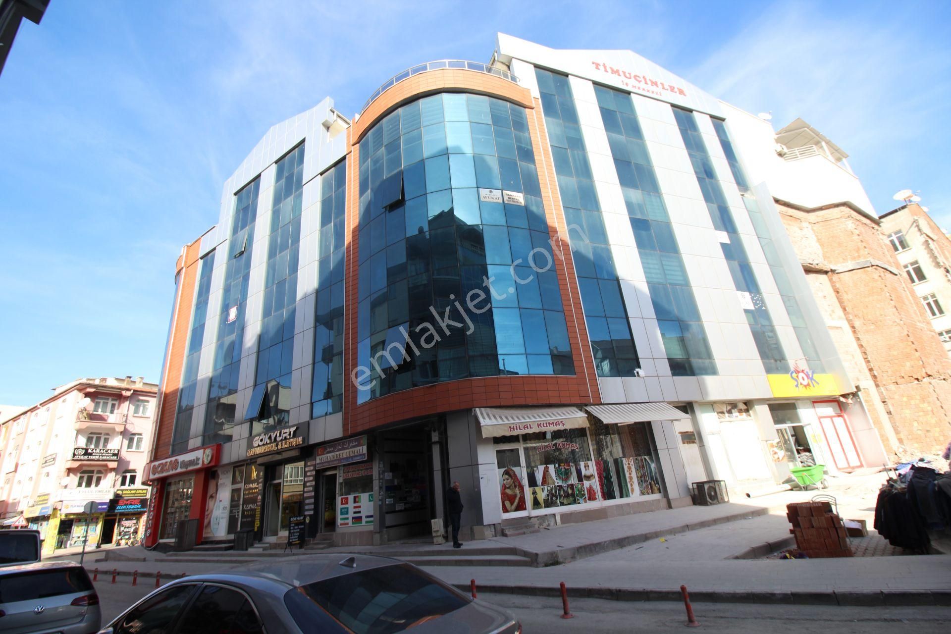 Aksaray Taşpazar Merkezde Kurşunlu Cami Arkası Satılık 2+1 Ofis