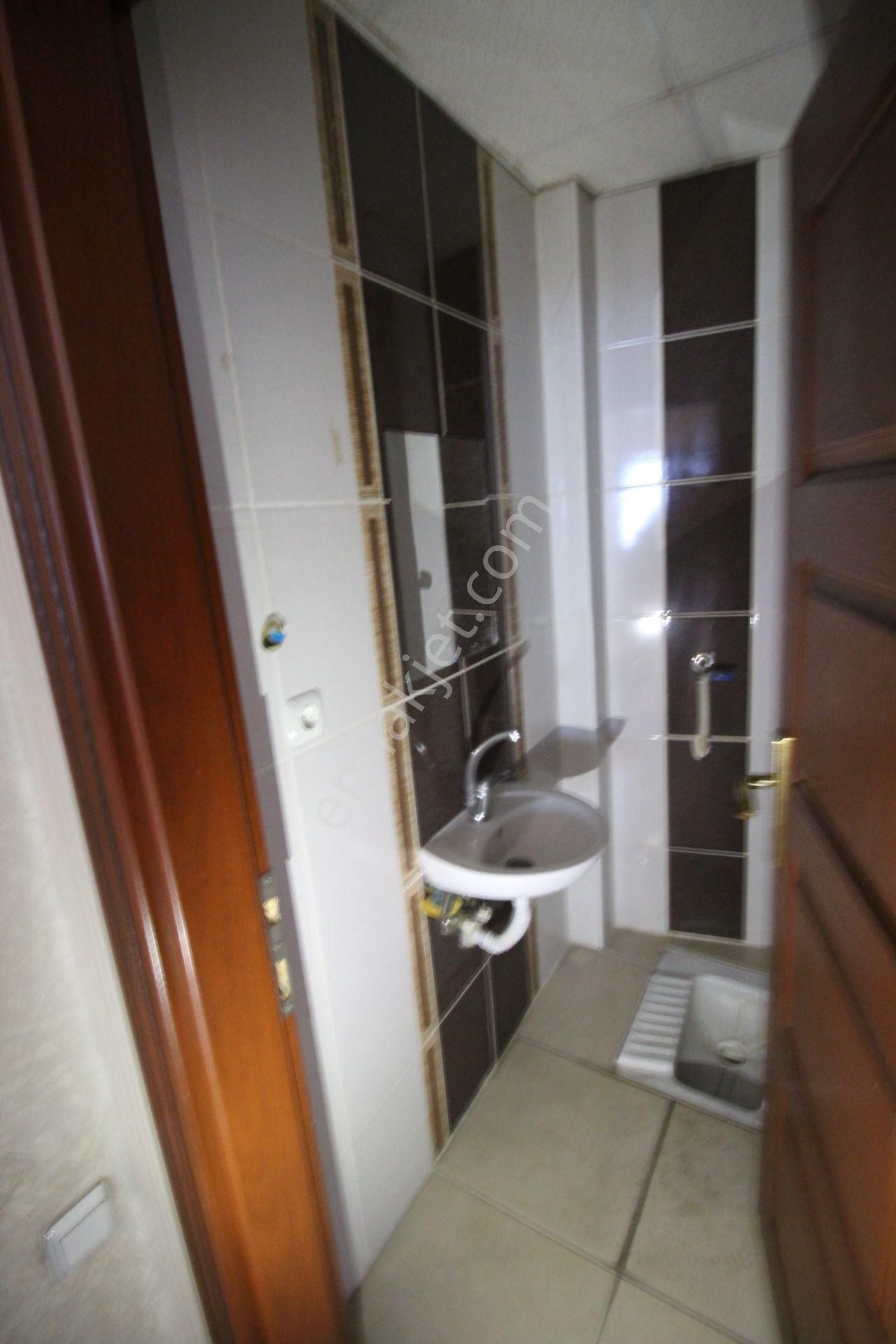 Aksaray Taşpazar Merkezde Kurşunlu Cami Arkası Satılık 2+1 Ofis - Görsel 23