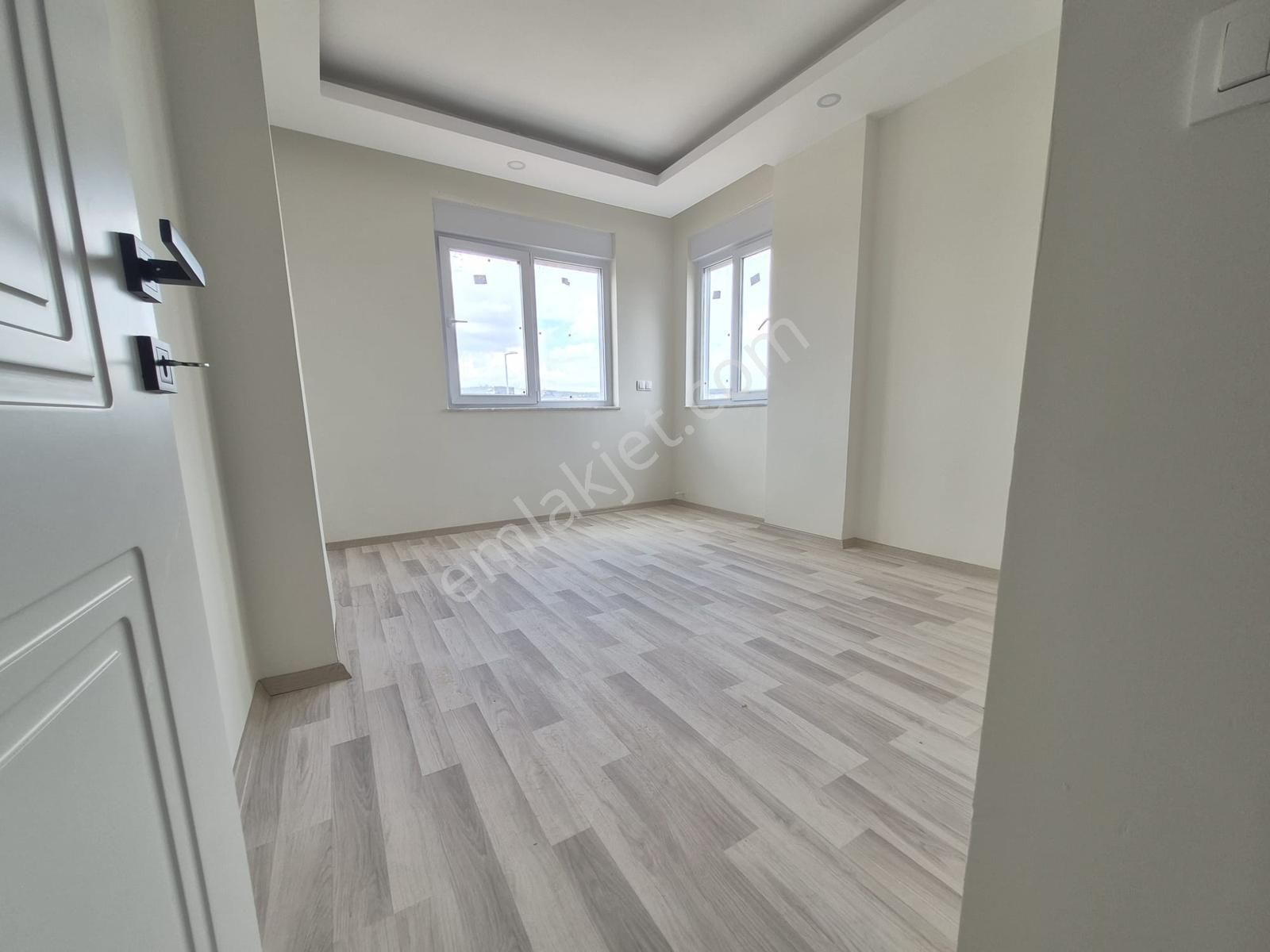 Varsak Demirel Mahallesinde Satılık Sıfır 2+1 Arakat Daire - Görsel 5