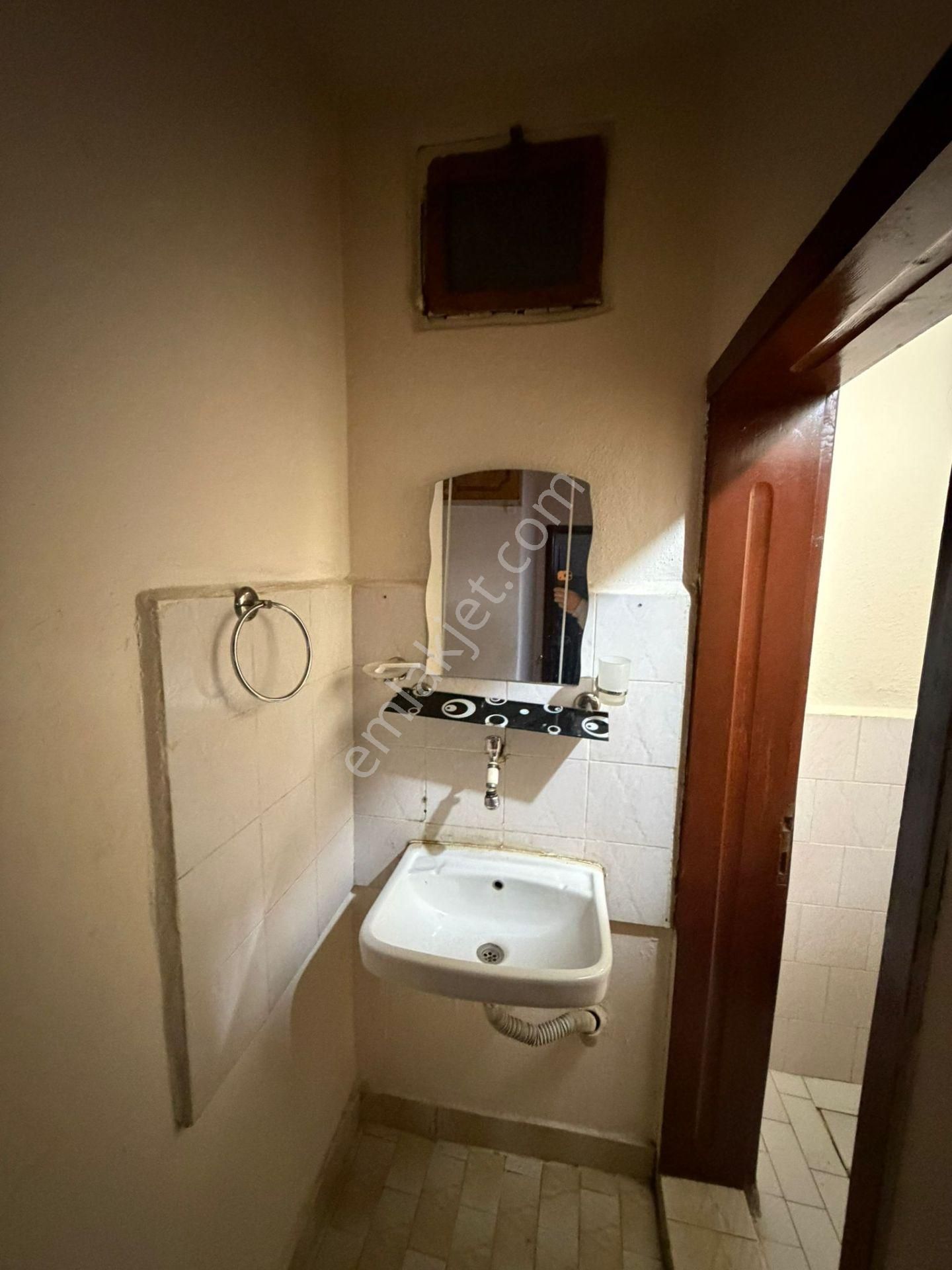 Akarbaşı Mahallesi’nde Merkezi Konumda Kiralık 3+1 Daire - Görsel 18