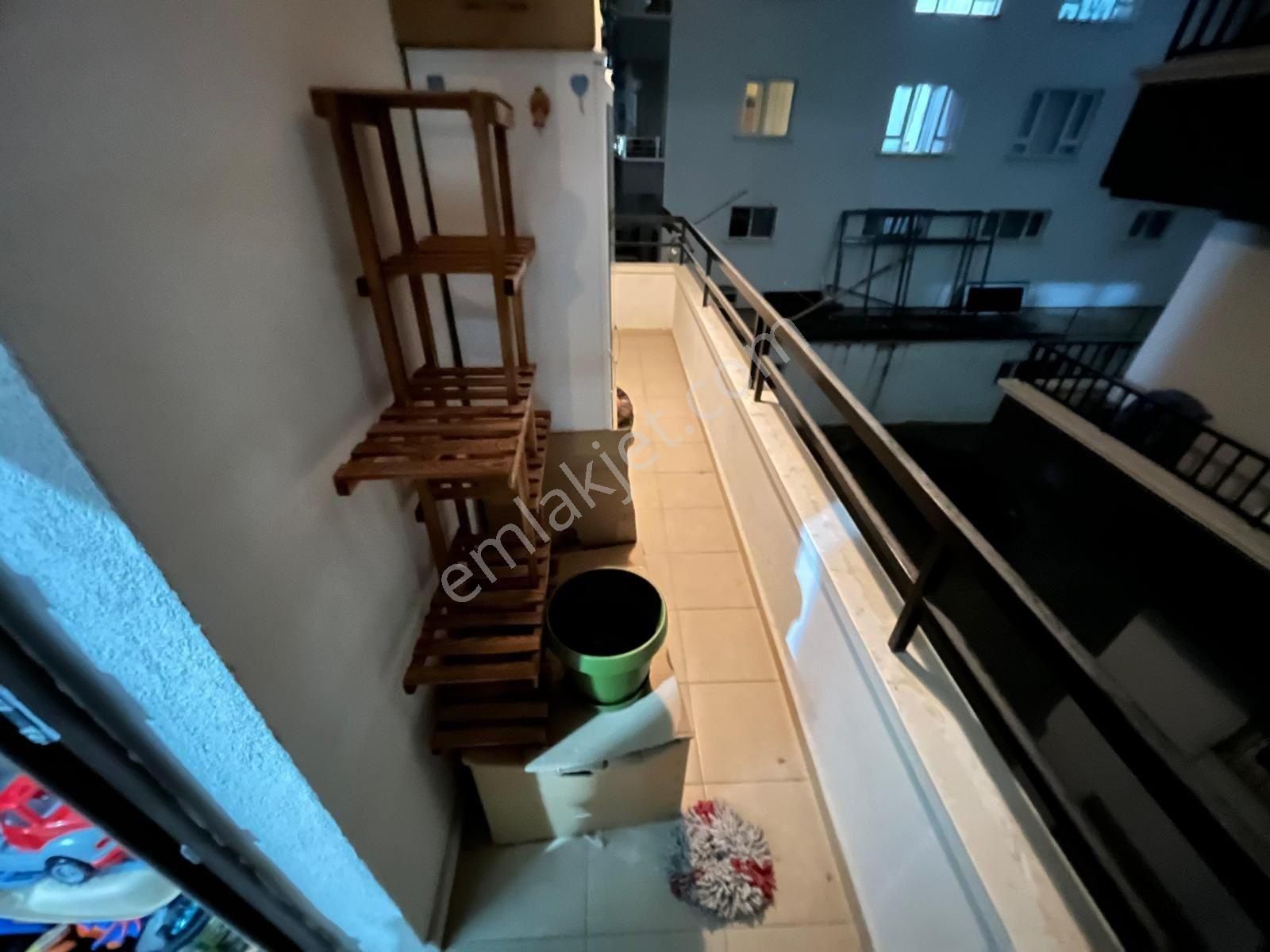 Özdemir Emlak,tan Yeşilbayır Cadde Dibi Masrafsız 3+1daire - Görsel 8