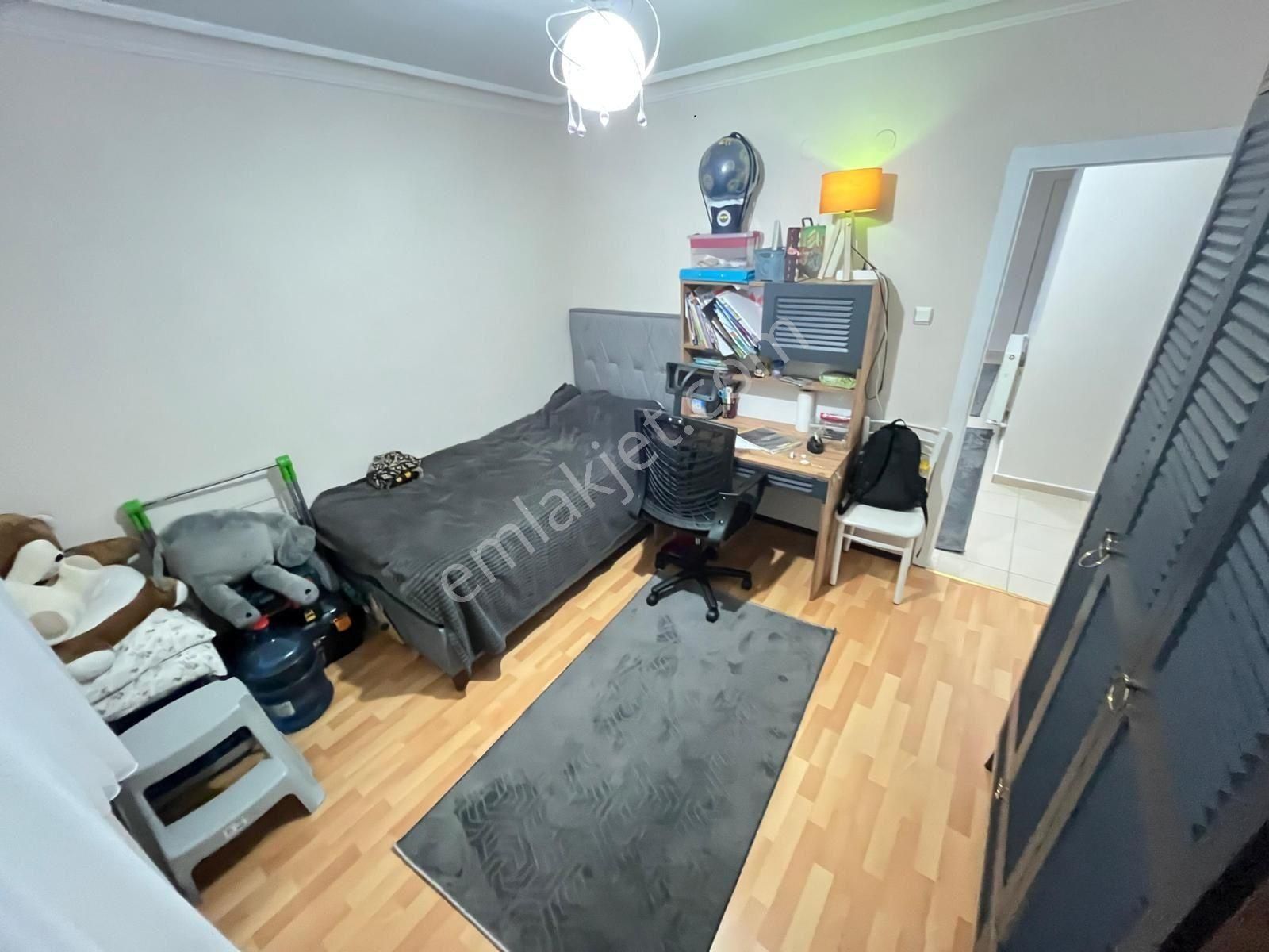 Özdemir Emlak,tan Yeşilbayır Cadde Dibi Masrafsız 3+1daire - Görsel 25