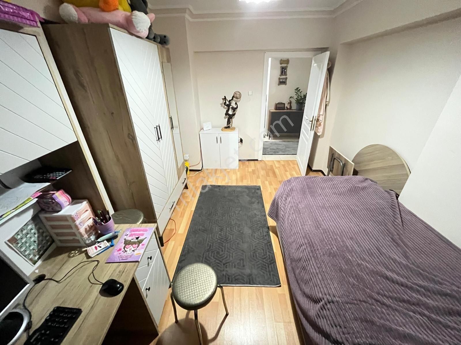 Özdemir Emlak,tan Yeşilbayır Cadde Dibi Masrafsız 3+1daire - Görsel 24