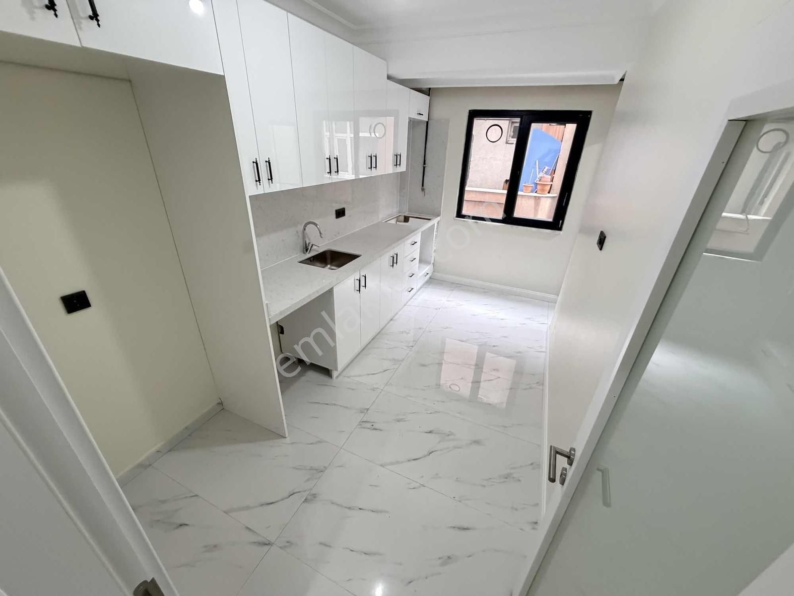 Aydın İnş. Tramvaya Komşu 2+1 Sıfır Tapu Masrafsız Lüx Daire - Görsel 2