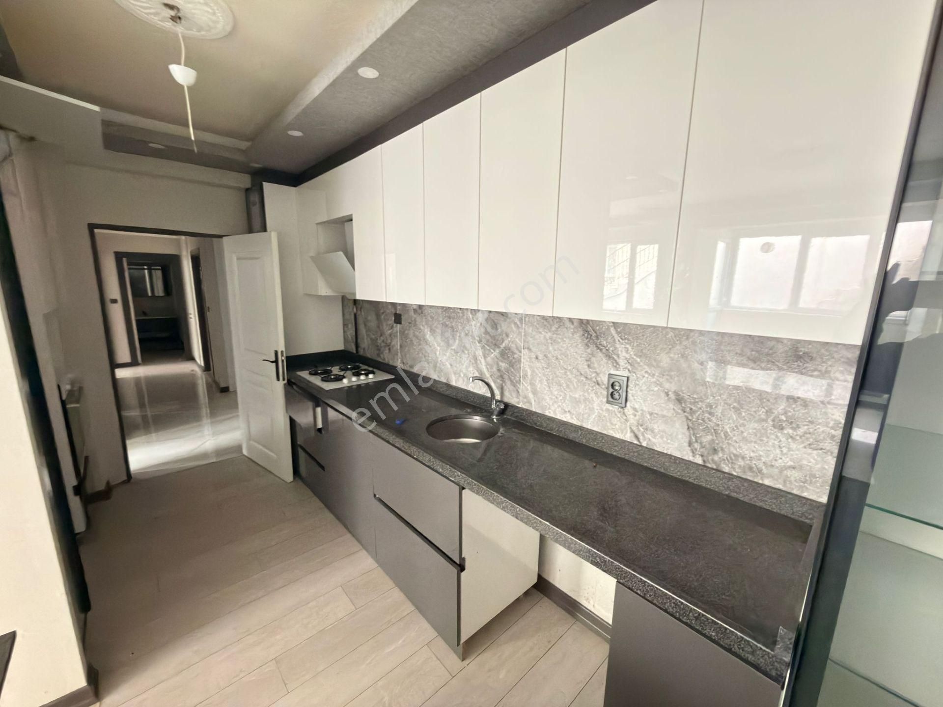 Ufuktepe Mahallesi'nde Full +full Yapılı Daire!