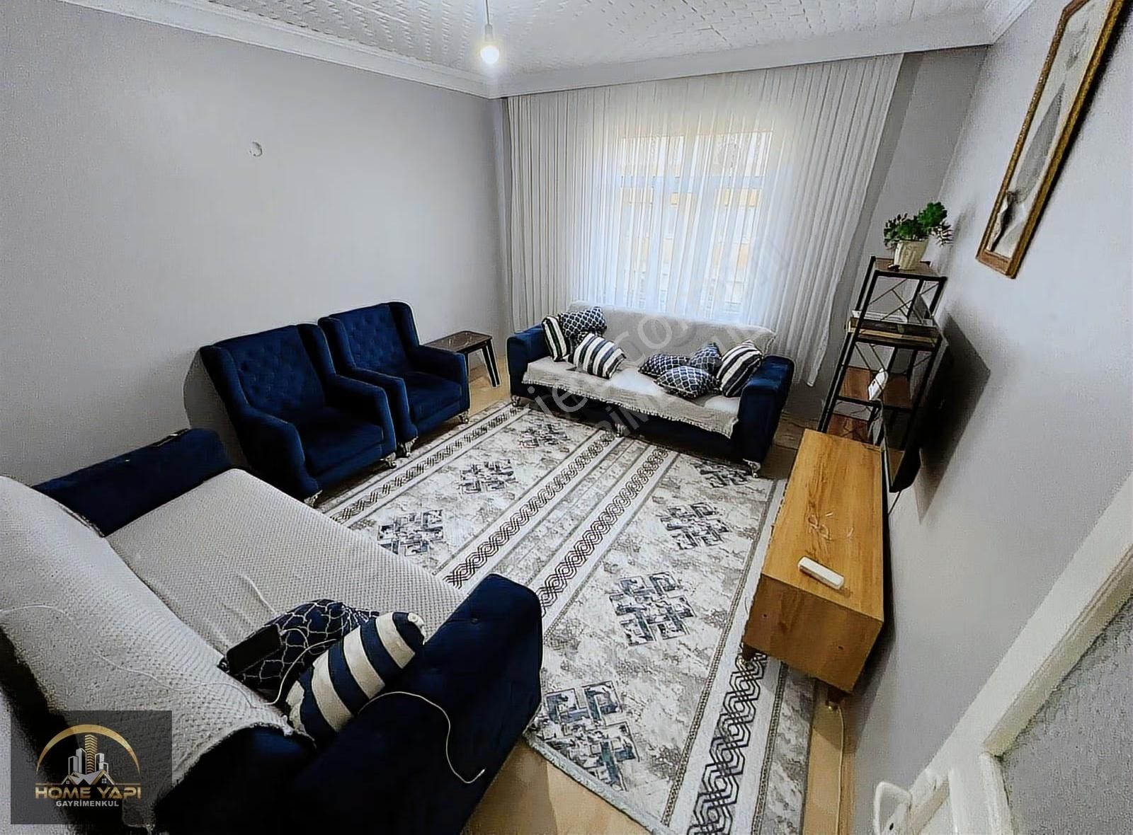 Home'dan Ordu Cad Dibinde Acil Satılık 2+1 90m² Ara Kat Daire..!