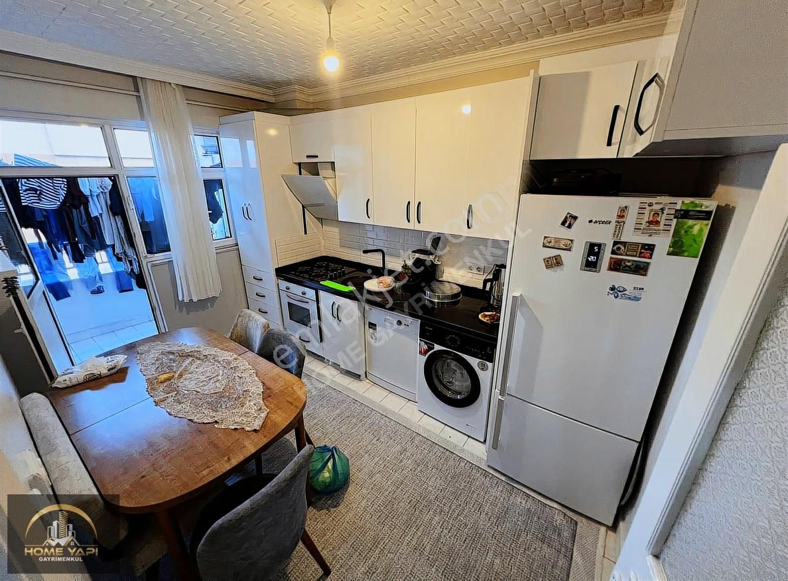Home'dan Ordu Cad Dibinde Acil Satılık 2+1 90m² Ara Kat Daire..! - Görsel 12