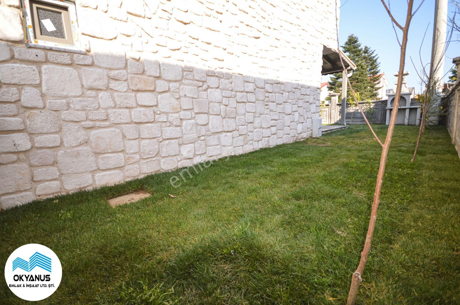 Kocaali De Denize Çok Yakın, Taş Detaylı Büyük Bahçeli Villa - Görsel 8