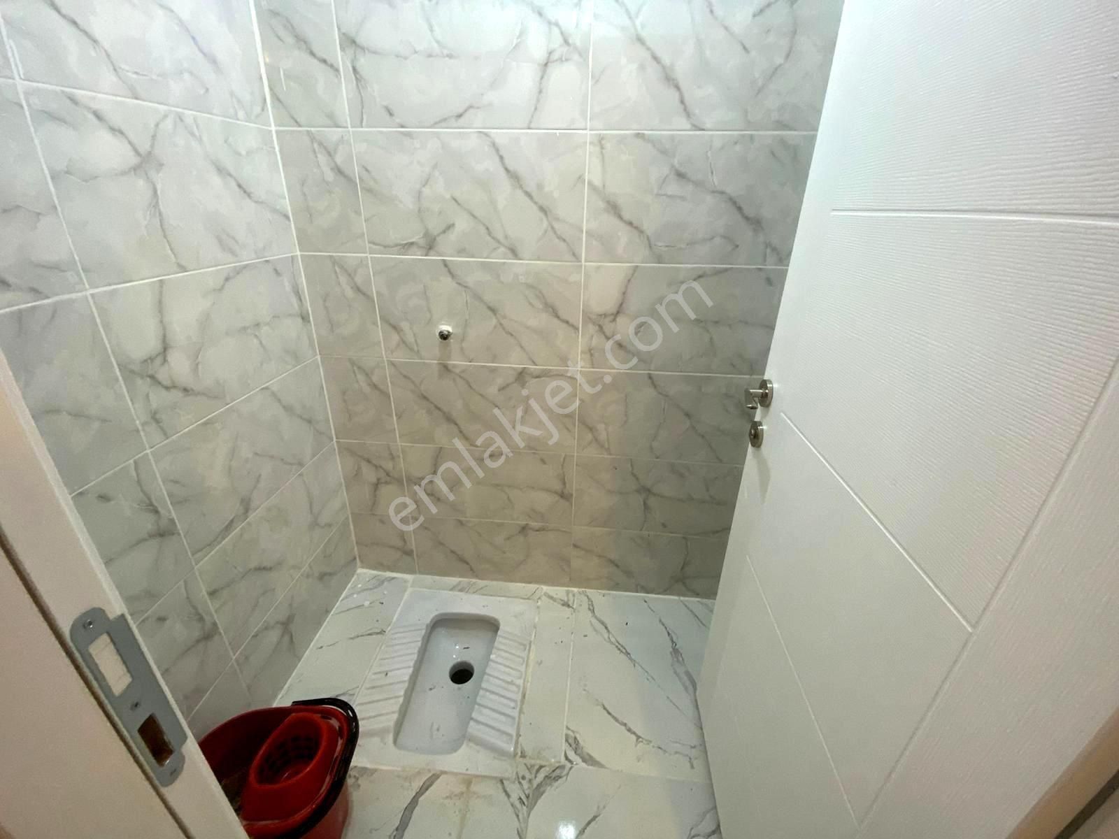 Keçiören İncirli Mh'de Yunusemre Cadde Üzerinde Full Yapılı Eşyalı Memur Kiracılı 2+1 Daire - Görsel 22