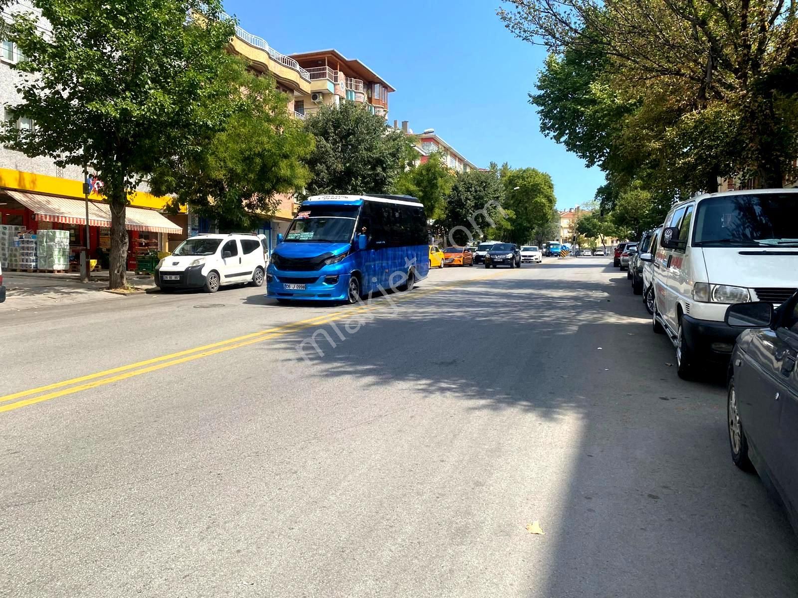 Keçiören İncirli Mh'de Yunusemre Cadde Üzerinde Full Yapılı Eşyalı Memur Kiracılı 2+1 Daire - Görsel 32