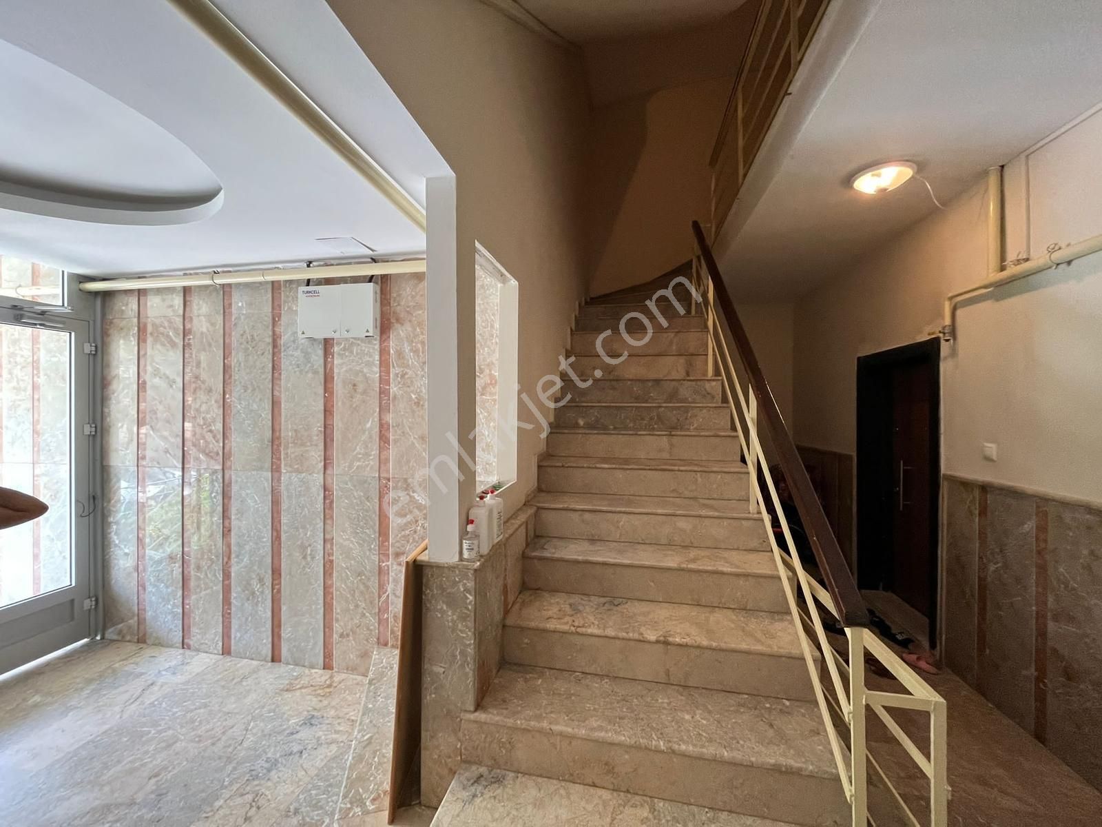 Fener Eski Lara Caddesi Harika Konumda Lüks Eşyalı 3+1 - Görsel 29