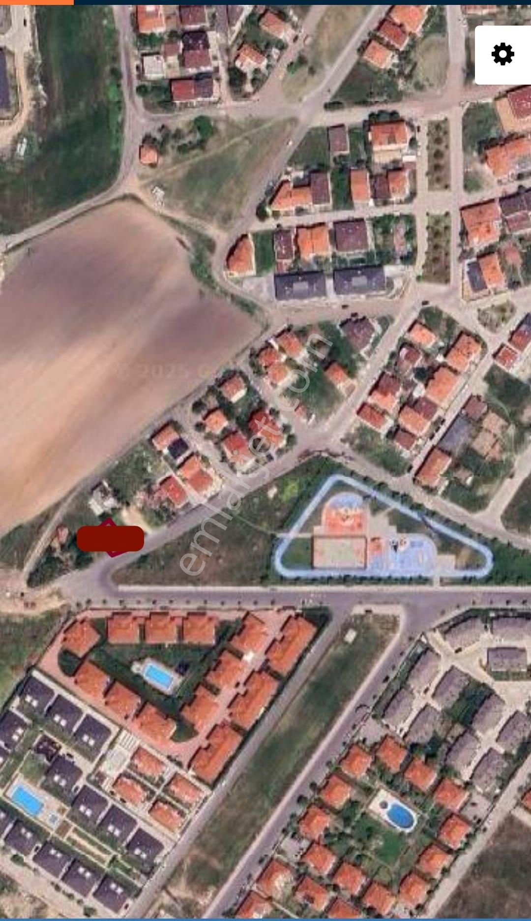 Tekirdağ Çorlu Zafer Mah. Villalara Yakın. Yola Cephe. 240 M² Satılık Arsa - Görsel 2