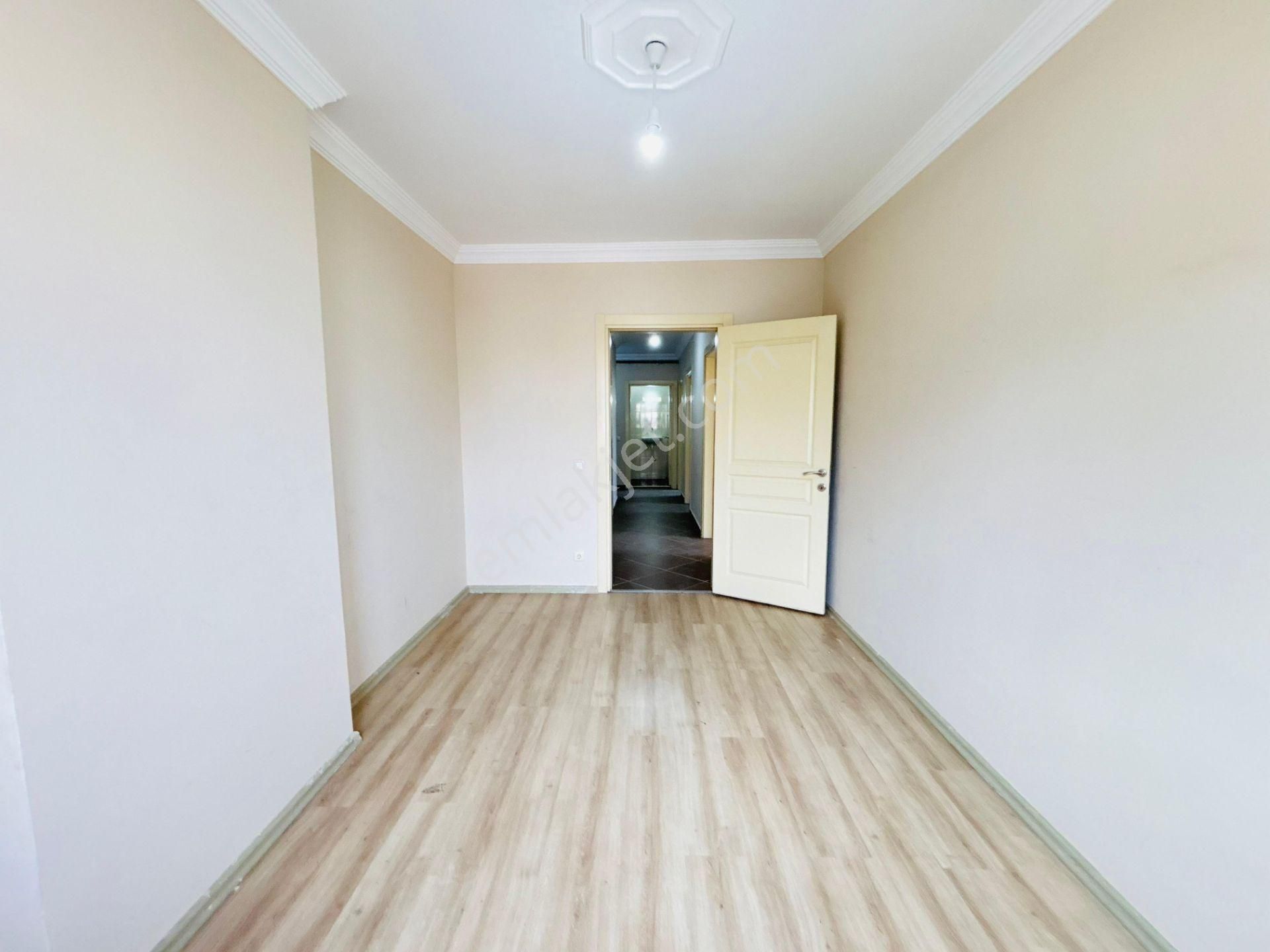 Güven'den İstasyonda Butik Sitede Hızlı Trene Yakın 3+1 Daire - Görsel 15