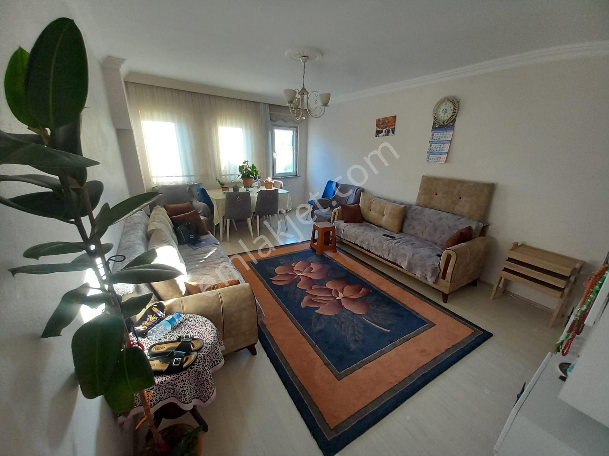 Gürsu Kurtuluş Ulupınar Cad. Köşe Konum Açık Cephe 2+1 Daire