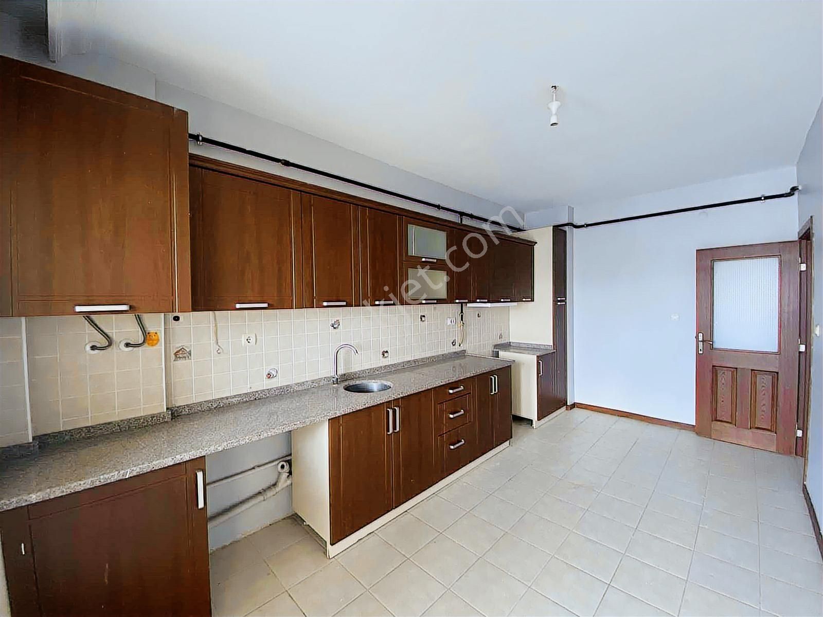 Yazır Mah. Menekşe Konutları'nda 3+1 Ara Kat Muhteşem Manzara! - Görsel 15