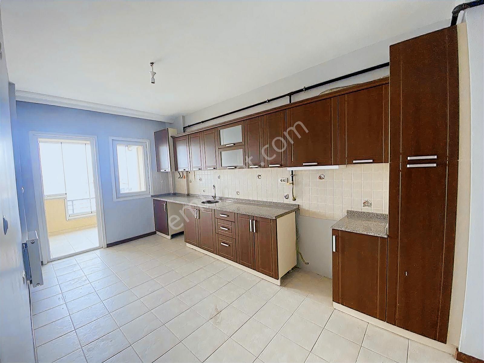 Yazır Mah. Menekşe Konutları'nda 3+1 Ara Kat Muhteşem Manzara! - Görsel 3