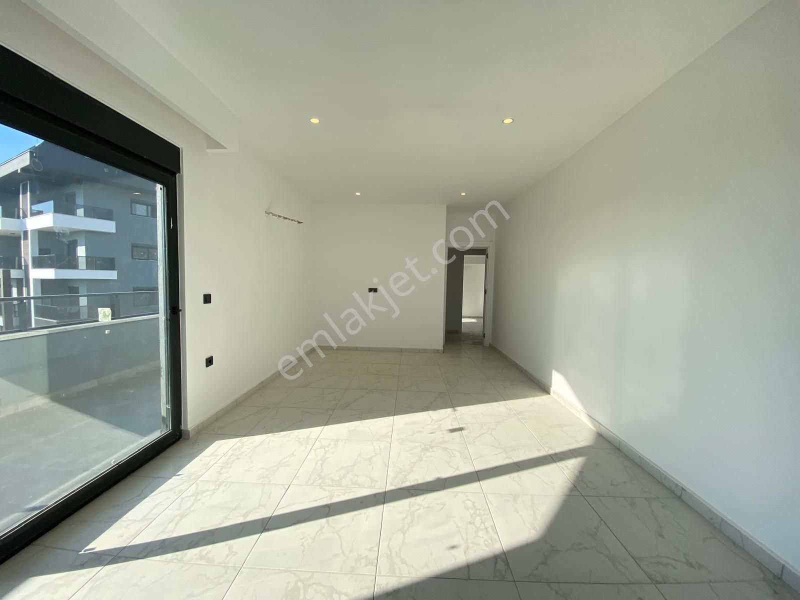 Alanya Çıplaklı'da Kiralık 3+1 Full Manzaralı Sıfır Daire - Görsel 17
