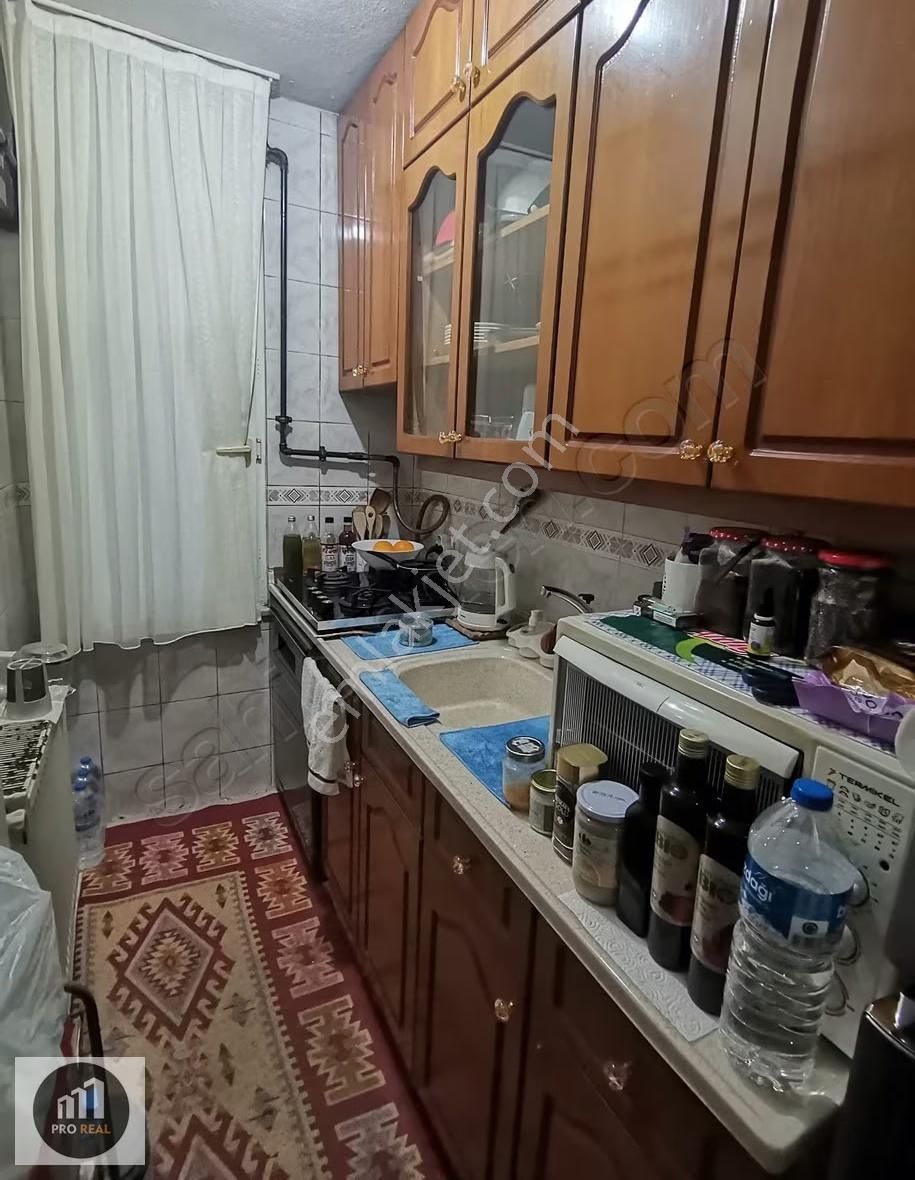 Bezmialem Çapa Metro Tramvay Metrobüs Satılık 2+1 Daire - Görsel 4