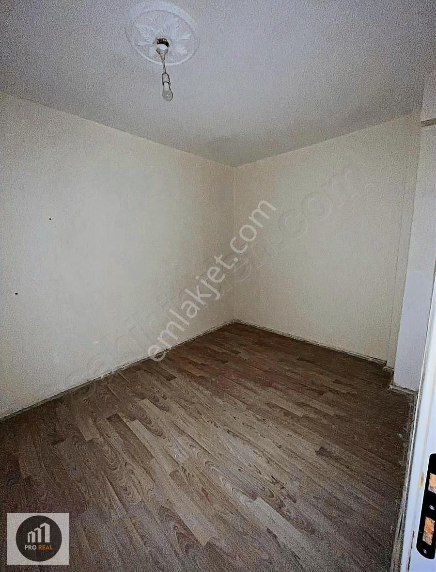 Silivrikapı Cadde 2 Dk Mesafede Kiralık 3+1 Daire Merkezi Konum - Görsel 2
