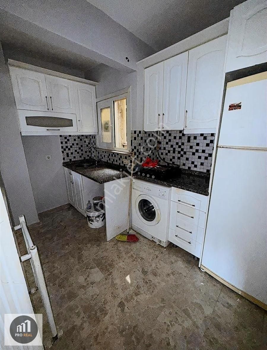 Bezmialem Çapa Hastane Metro Tramvay Metrobüs Kiralık 2+1 Daire - Görsel 5