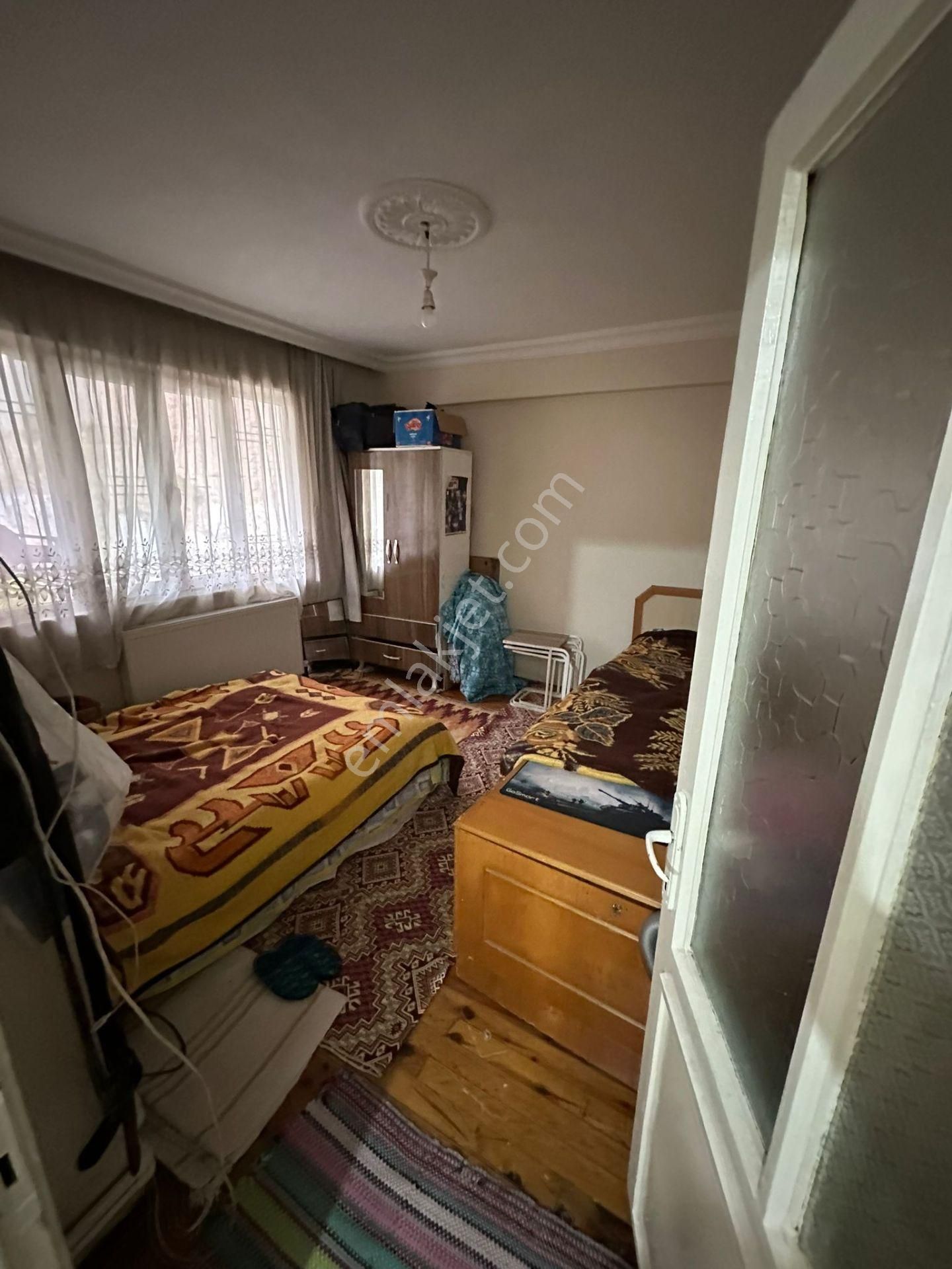 Cumhuriyet Mahallesi Zemin Kat Bahçeli Doğalgazlı 3+1 Daire - Görsel 5