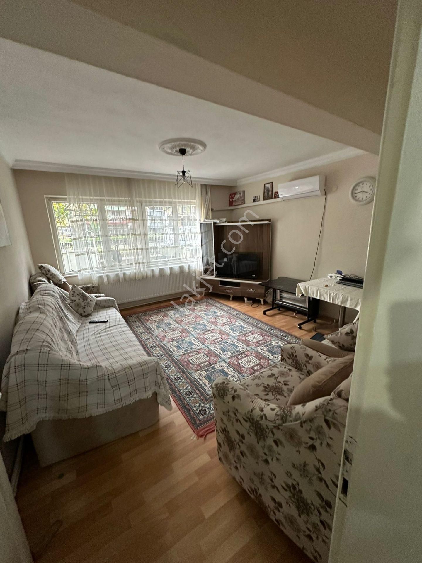 Cumhuriyet Mahallesi Zemin Kat Bahçeli Doğalgazlı 3+1 Daire - Görsel 2