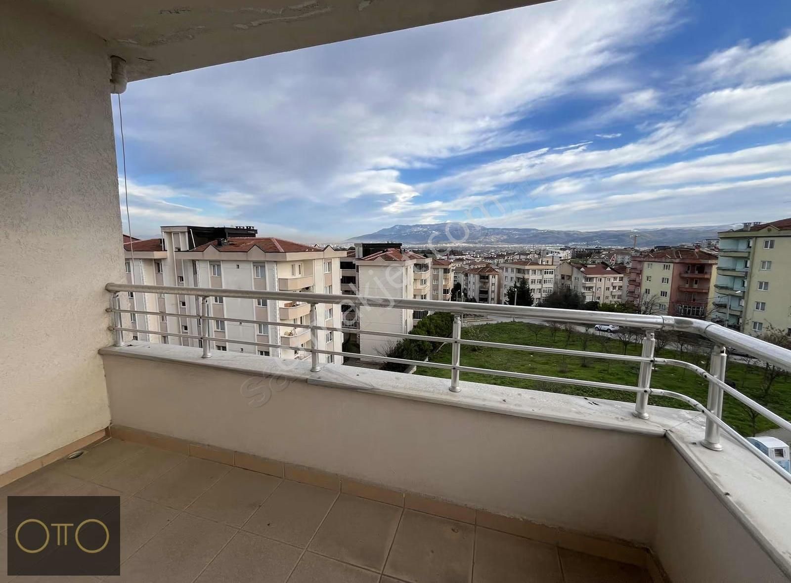 Otto'dan Aile Sitesinde Bursa Manzaralı Geniş Daire - Görsel 21