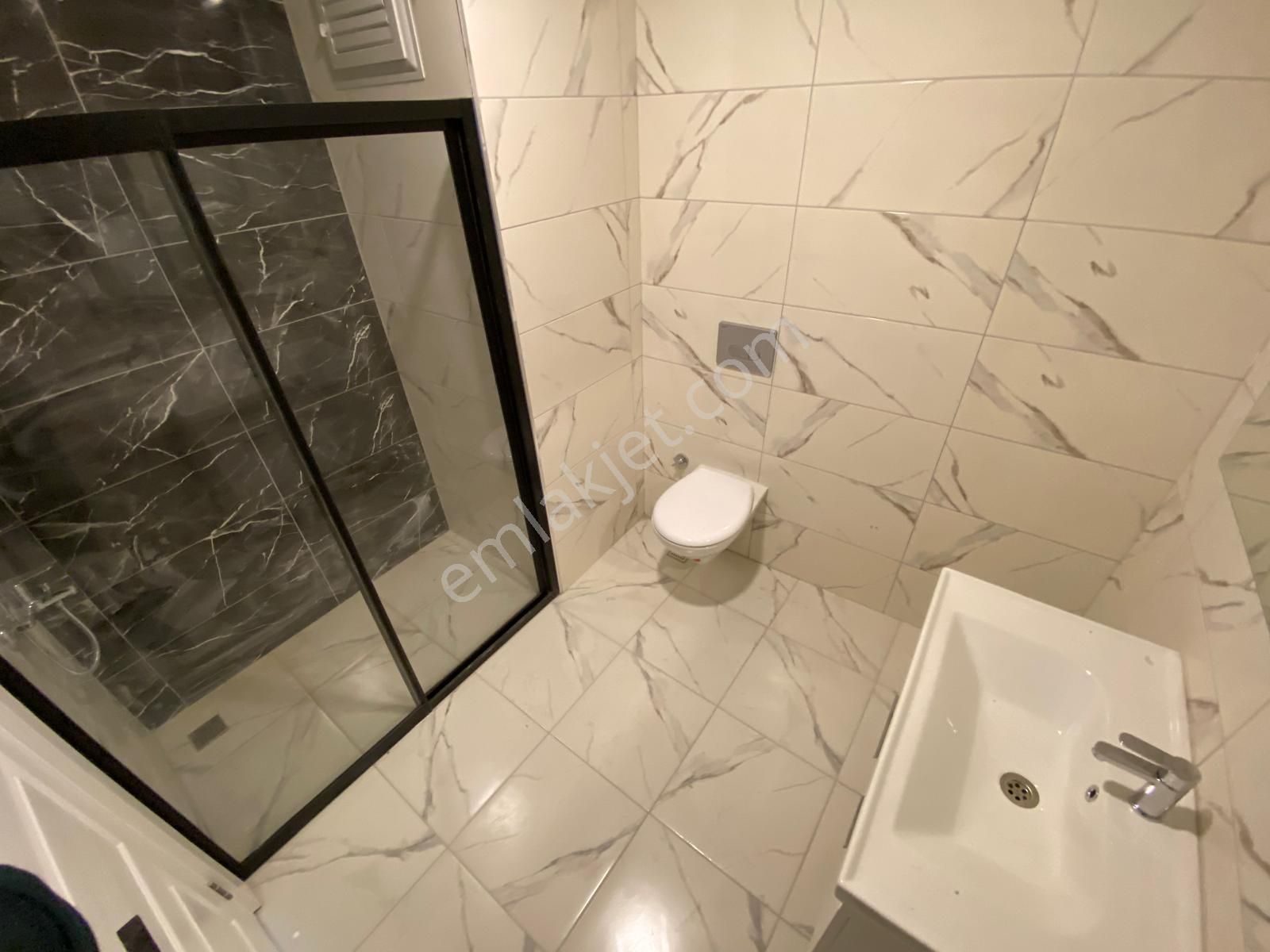 Alanya Çıplaklı'da Kiralık 1+1 Full Manzaralı Sıfır Daireler - Görsel 25