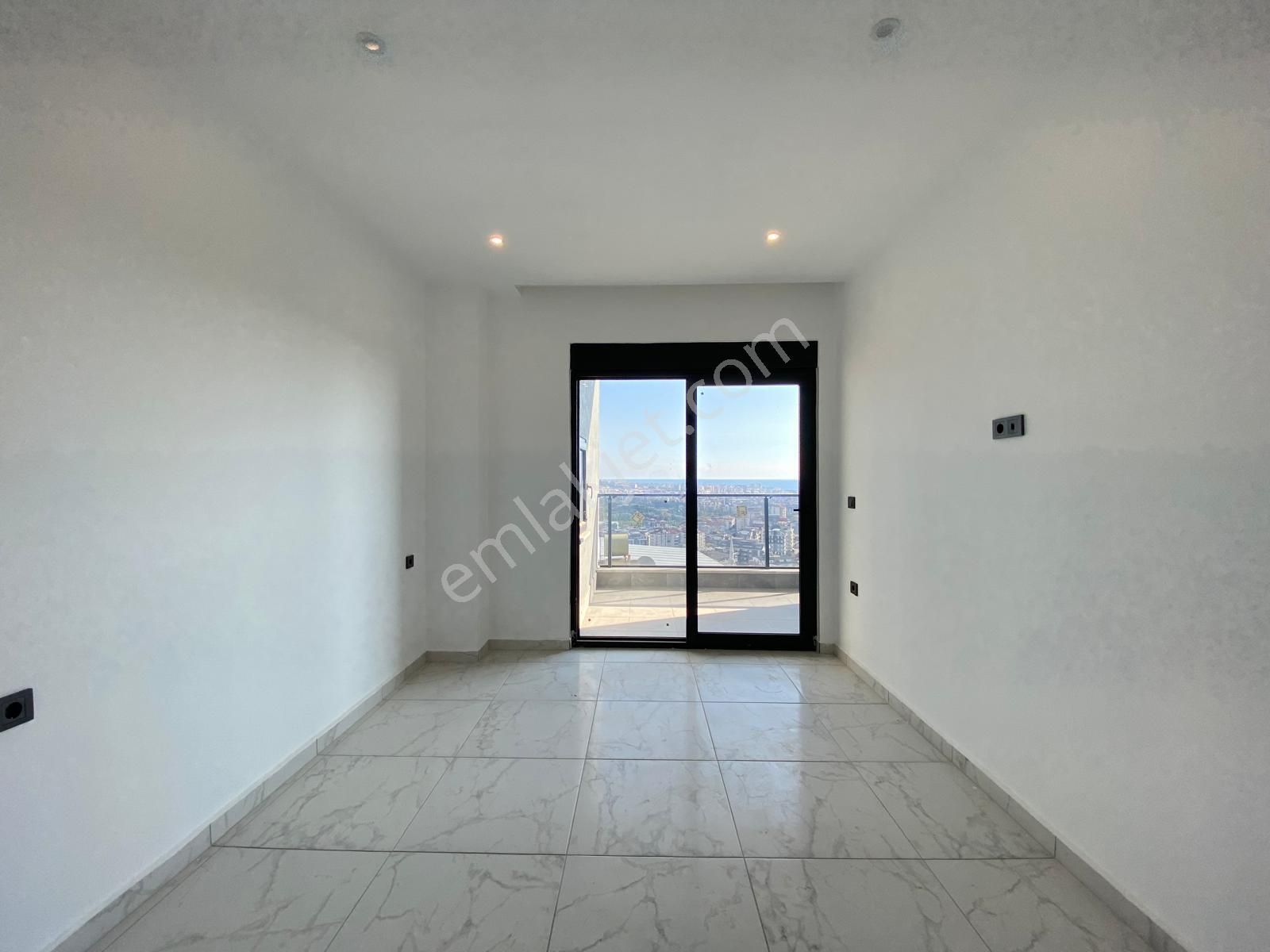 Alanya Çıplaklı'da Kiralık 1+1 Full Manzaralı Sıfır Daireler - Görsel 10