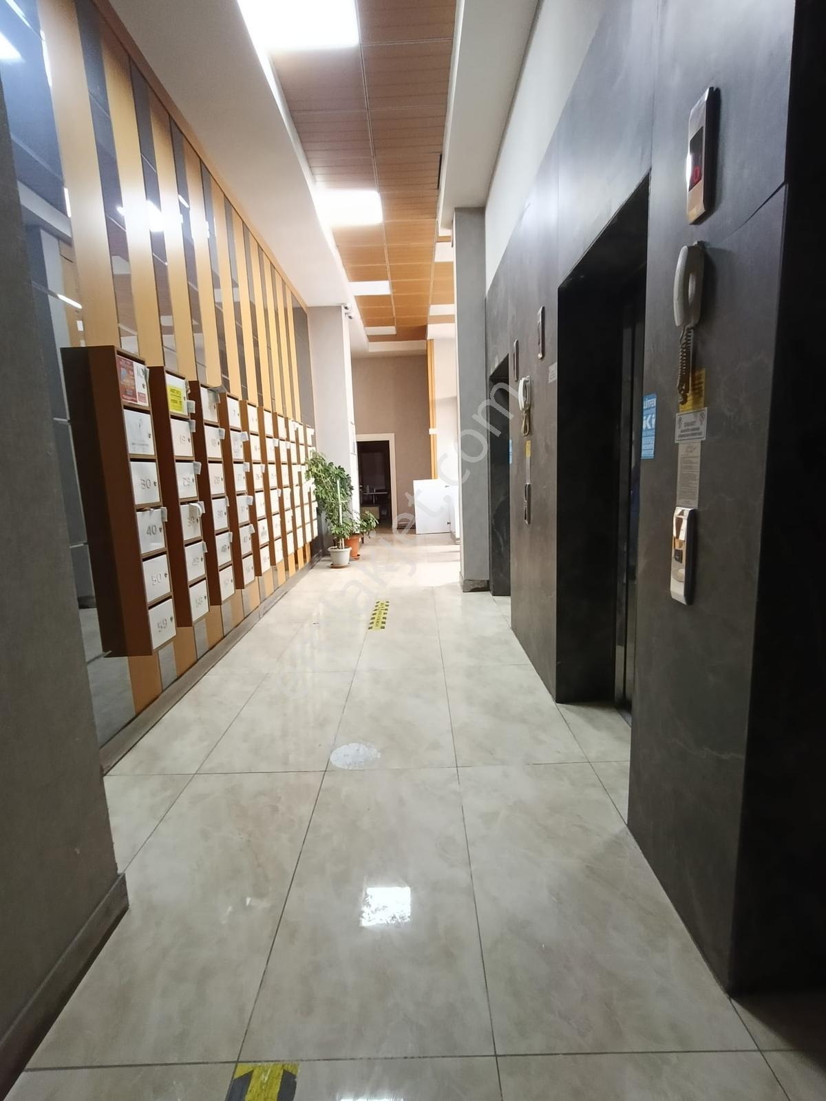 Polat Livedan Ata Yıldız Platınum Cadde Cephe Ofis - Görsel 9