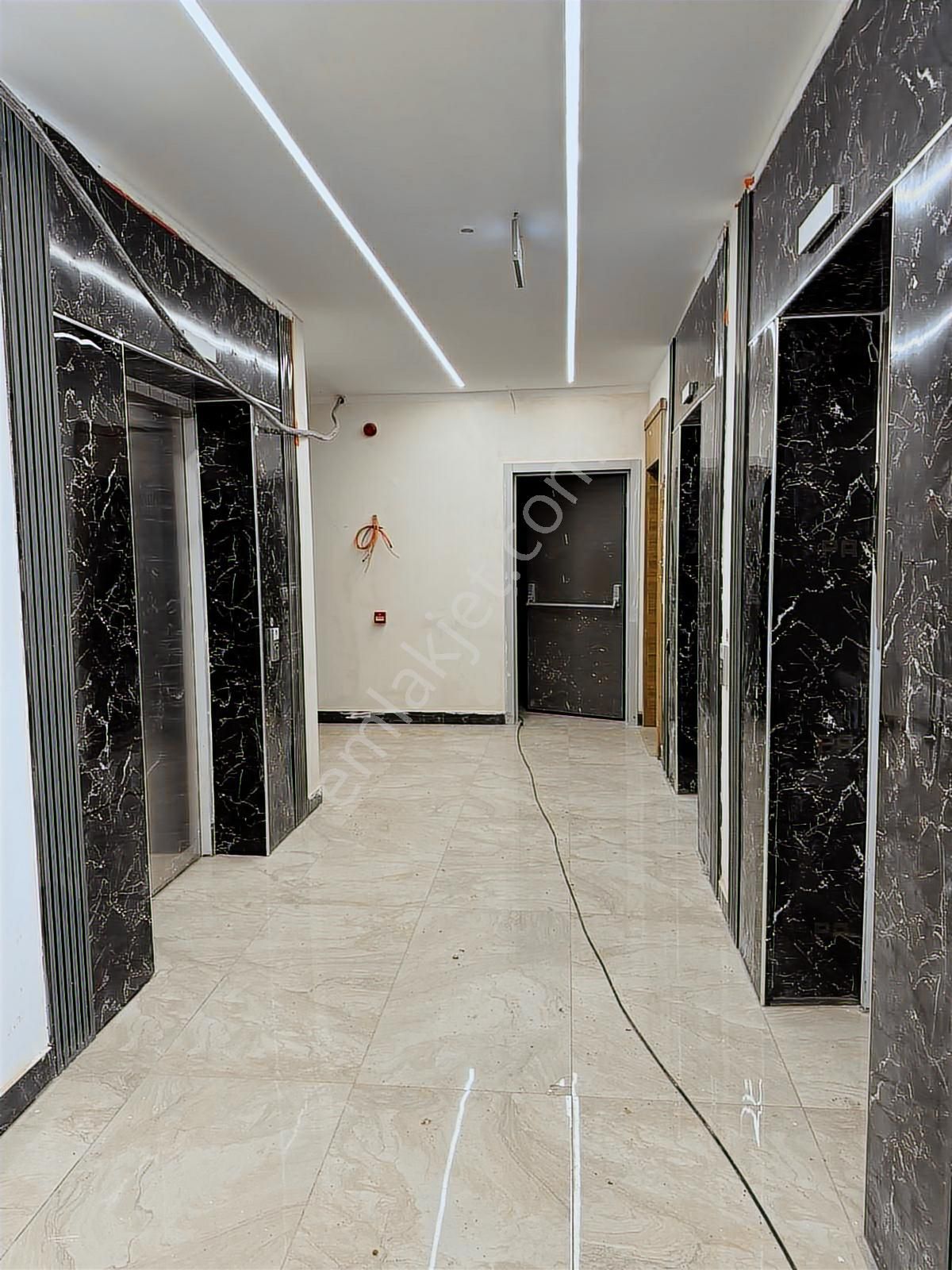 Polat Live Emlak'tan Yuvaköy'de Lüks Yapıda Sıfır 4+1 Daire - Görsel 13