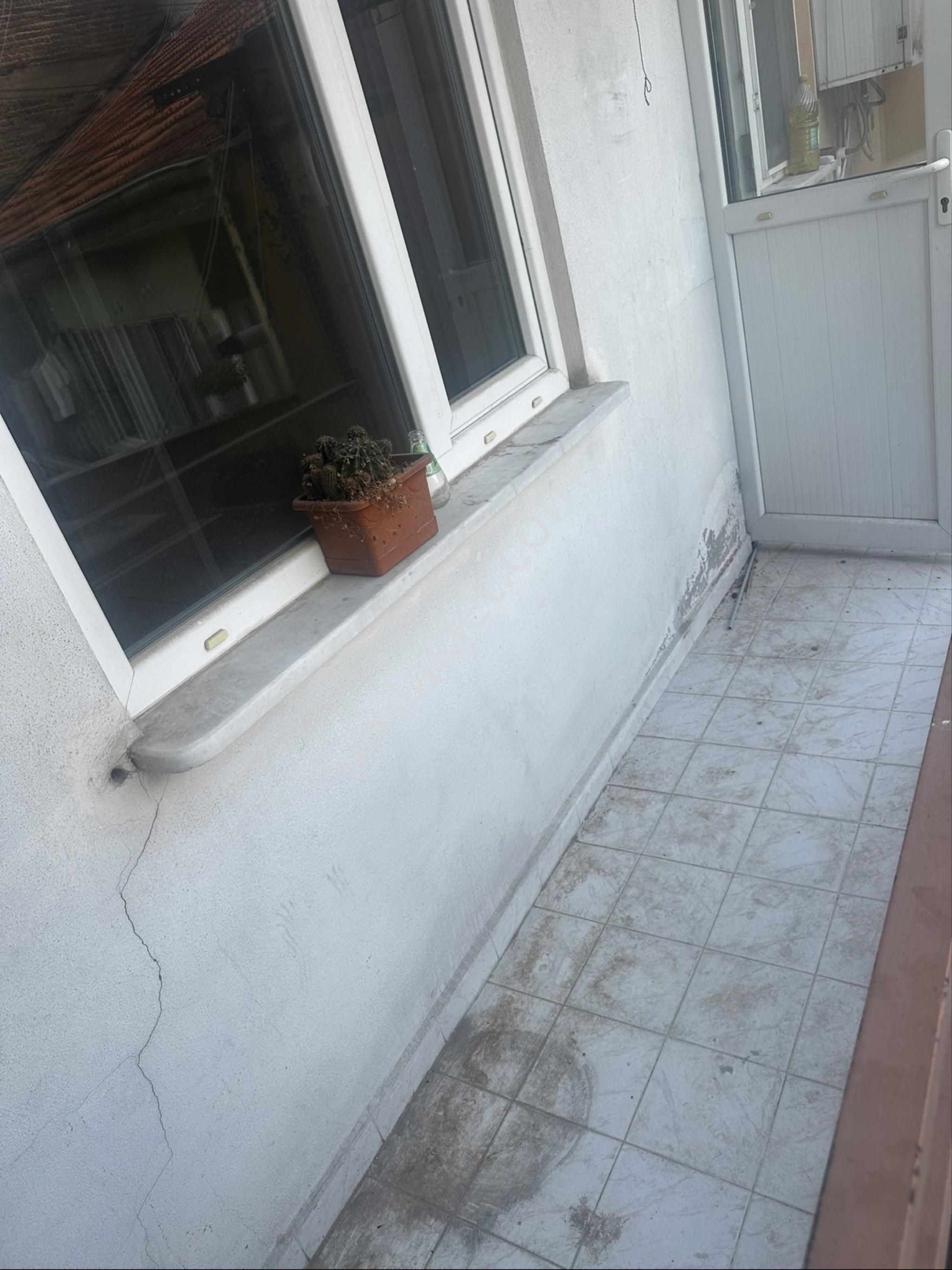 Gazcılar Ara Kat Cadde Üzeri 2+1 Ayrı Tuvalet Mutfak Asansörlü Daire Kelepir - Görsel 11