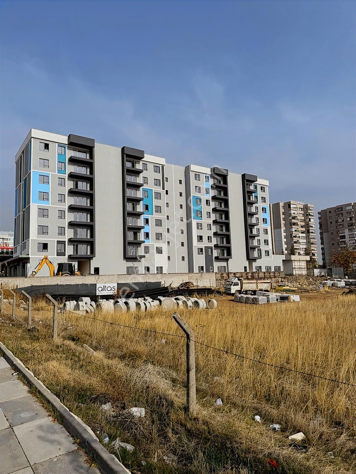 Polat Live Emlaktan Sıfır Projede Yüksek Getirili Prestijli 2+1