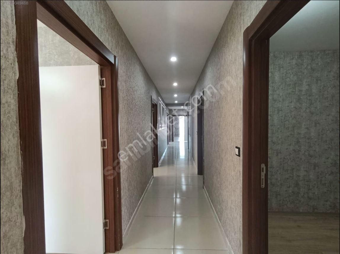 Sultan Emlakdan 35 Metre Yola Sıfır Site İçerisinde 4+1 Satılık Lüx Daire - Görsel 12