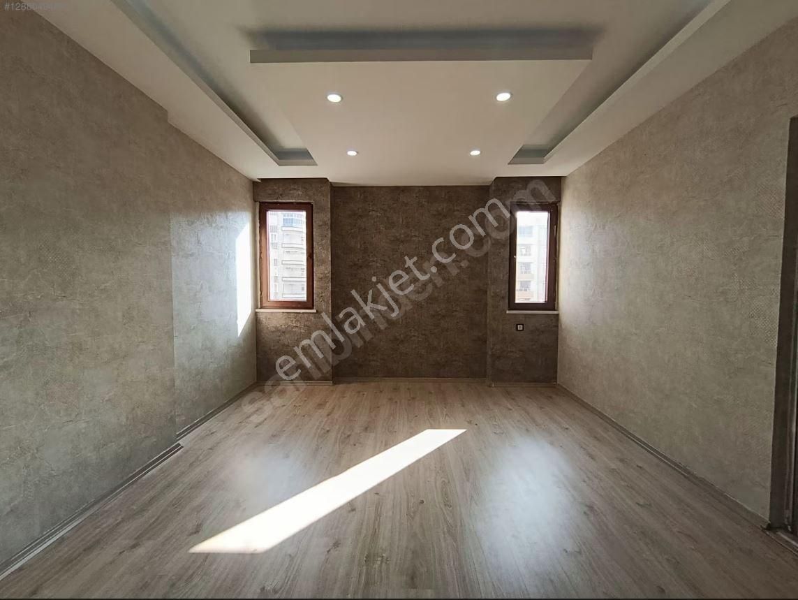 Sultan Emlakdan 35 Metre Yola Sıfır Site İçerisinde 4+1 Satılık Lüx Daire - Görsel 18