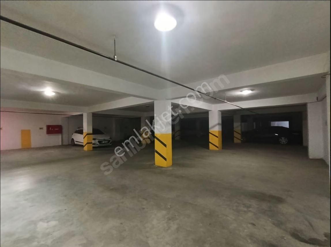 Sultan Emlakdan 35 Metre Yola Sıfır Site İçerisinde 4+1 Satılık Lüx Daire - Görsel 24