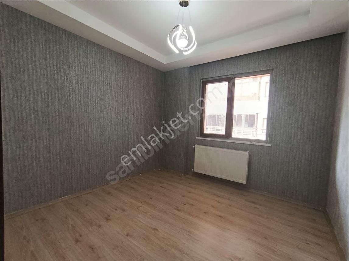 Sultan Emlakdan 35 Metre Yola Sıfır Site İçerisinde 4+1 Satılık Lüx Daire - Görsel 16