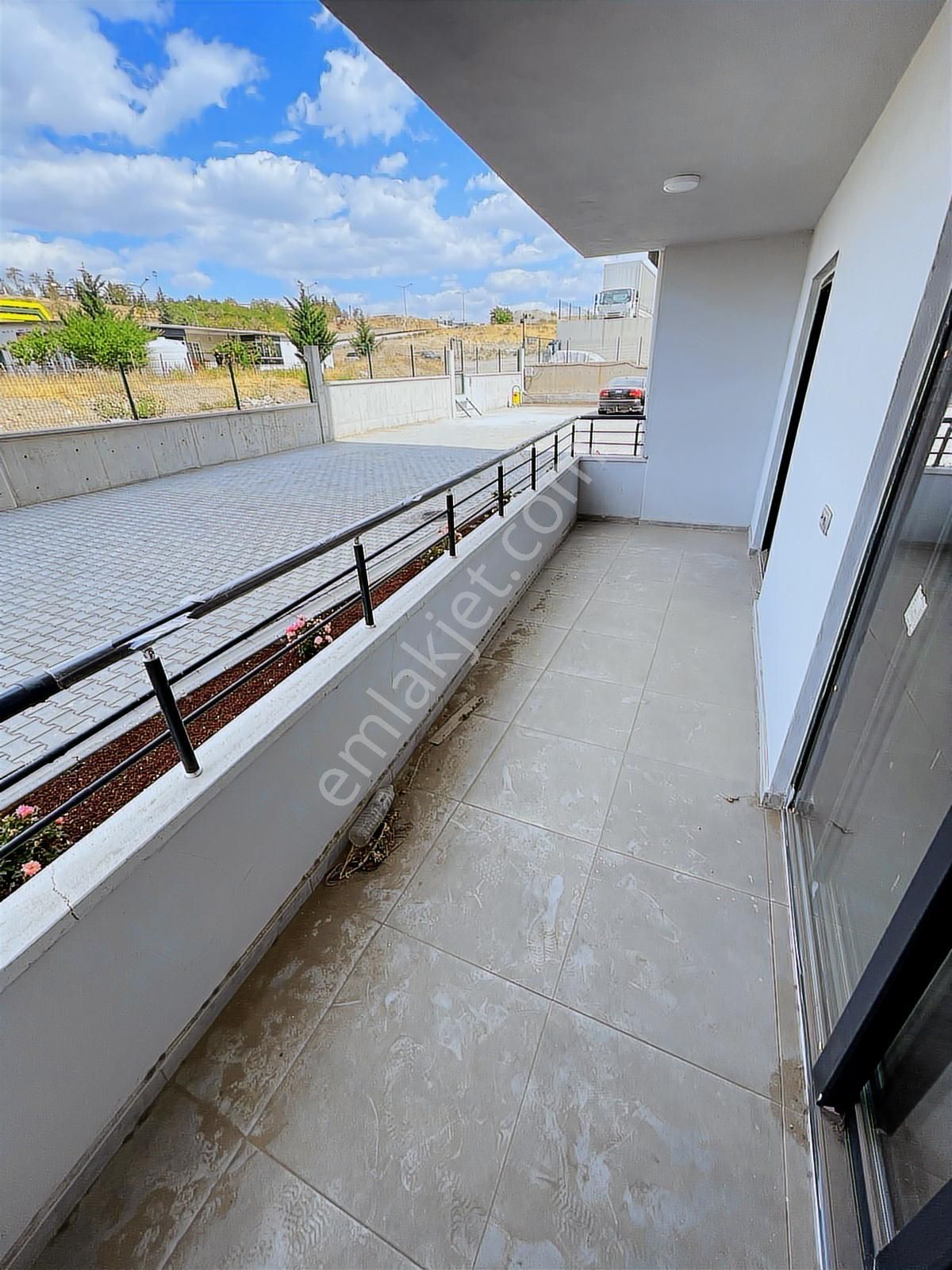 Polat Live'dan Cadde İstanbul'da Kiralık Geniş 2+1 - Görsel 15