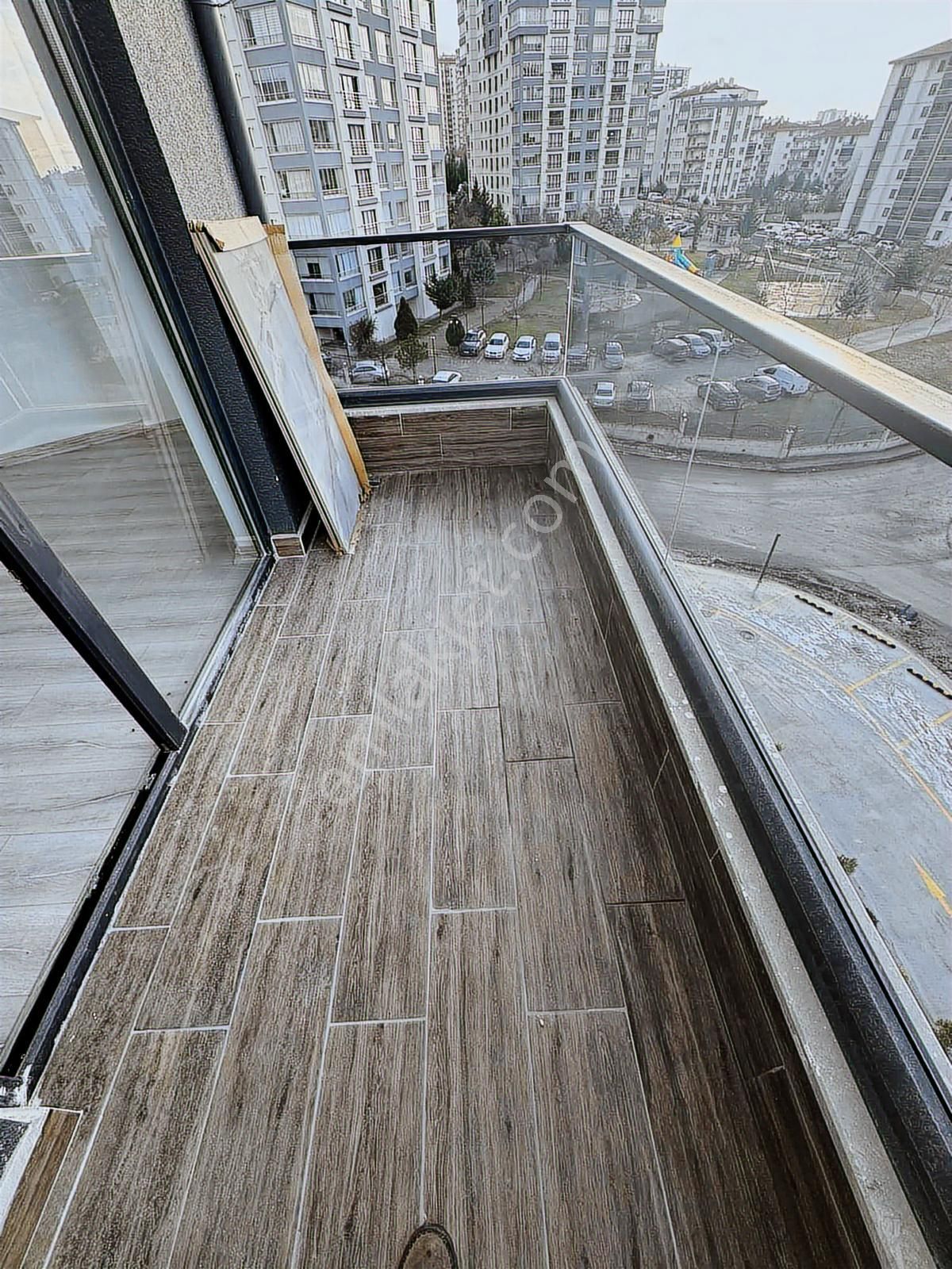 Polat Live Emlak'tan Batıkent Batıport Sitesinde Bulvar Cepheli - Görsel 14