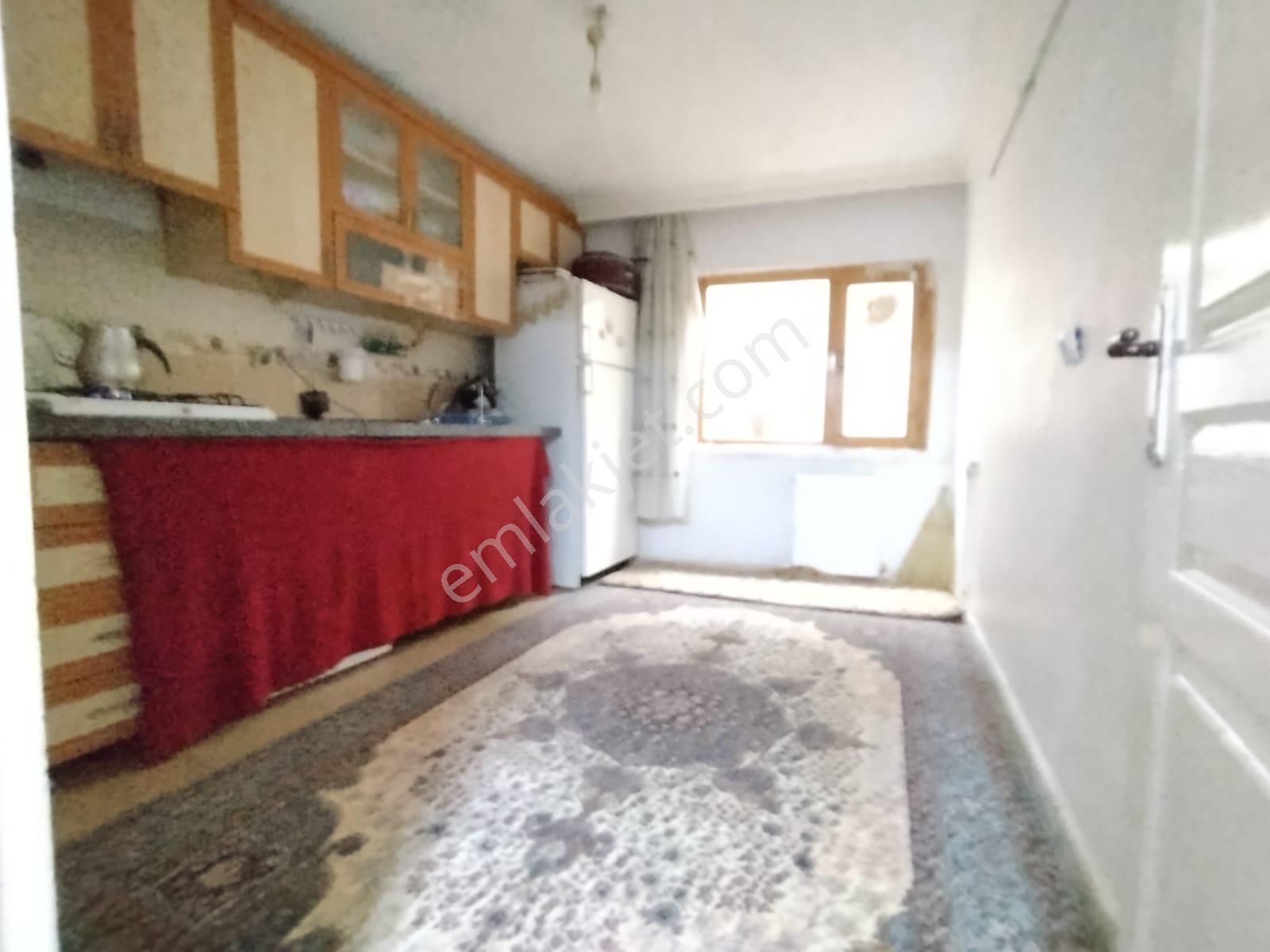 Süvari Mah De Hesaplı Acil Satılık 3+1 Balkonlu Altında Daire Var - Görsel 3