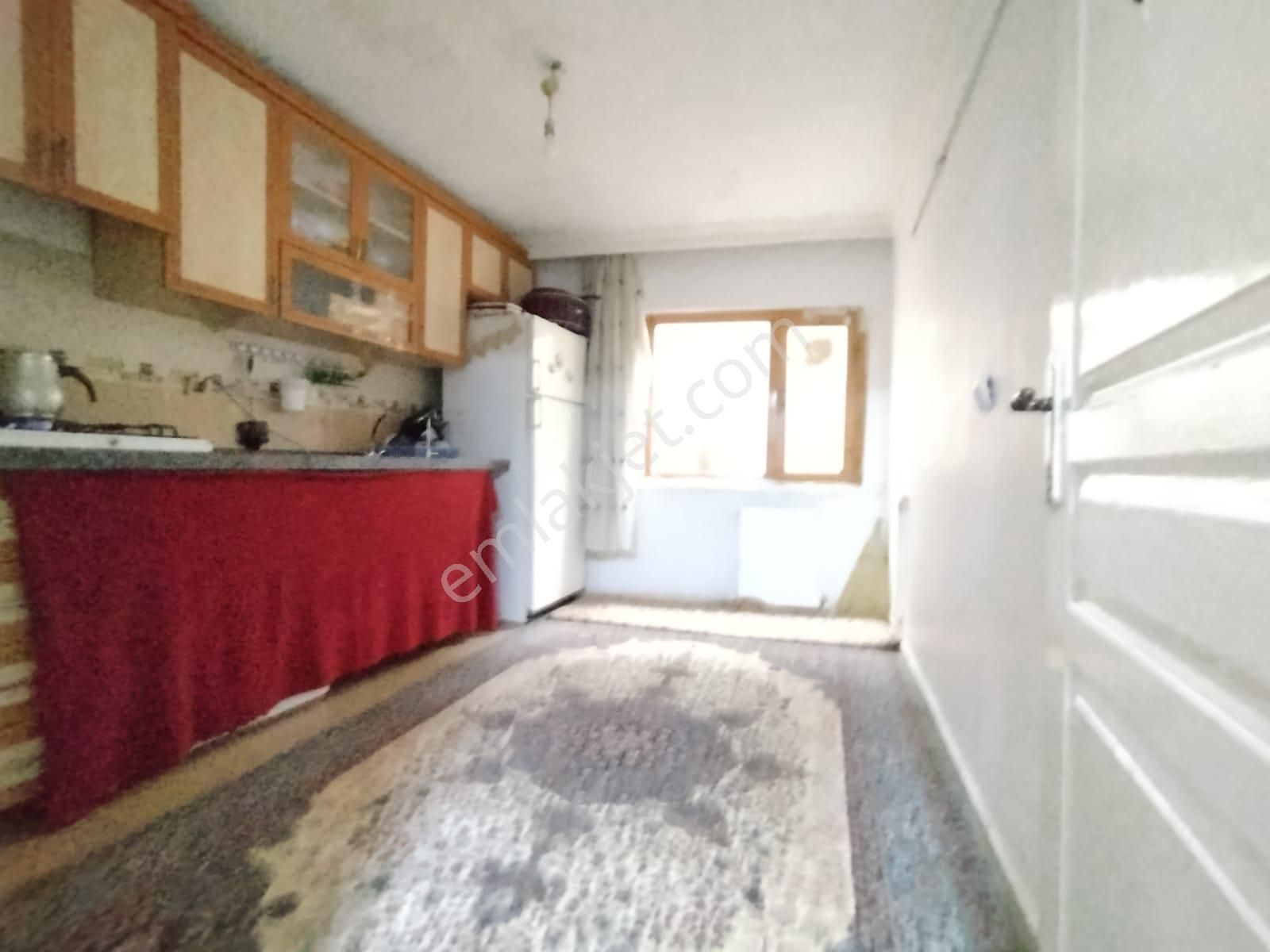 Süvari Mah De Hesaplı Acil Satılık 3+1 Balkonlu Altında Daire Var - Görsel 4