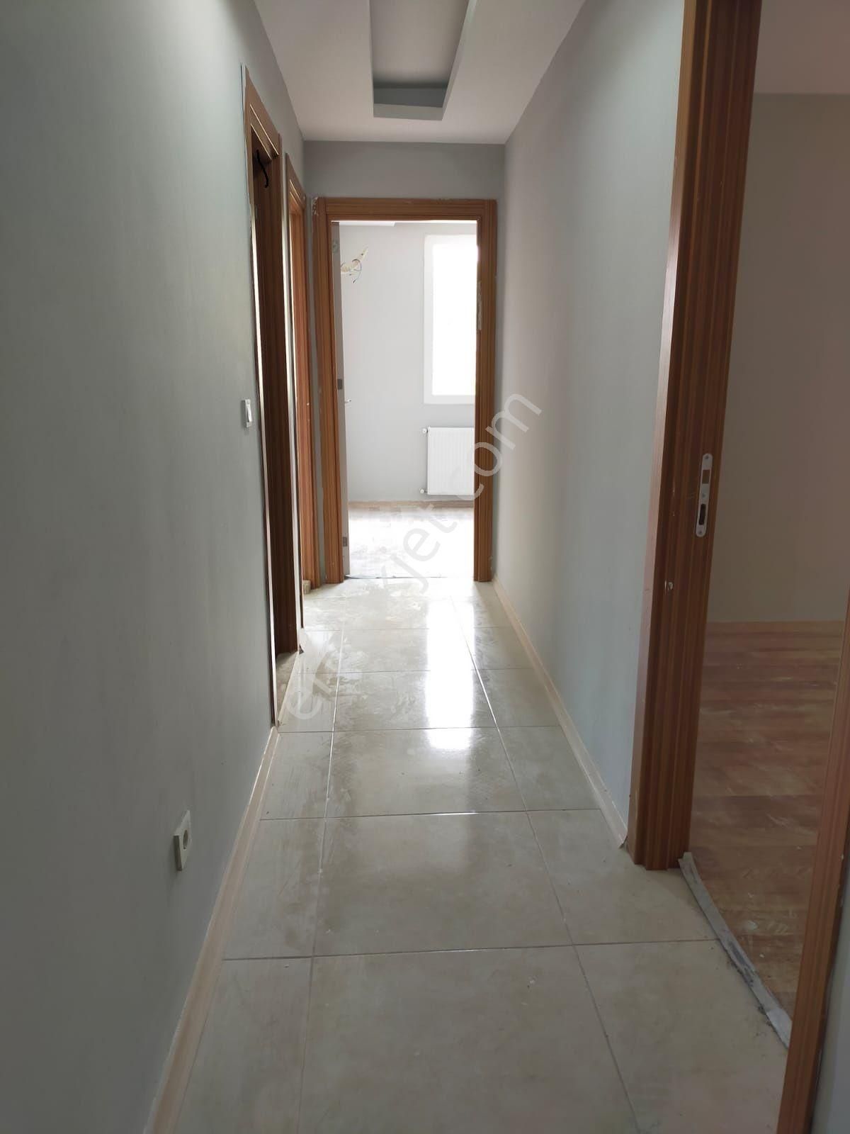 Birlik Gayrimenkulden Osmangazi De 3+1 İskanlı Site İçerisinde Okul Yanı Kaçmaz Satılık - Görsel 14